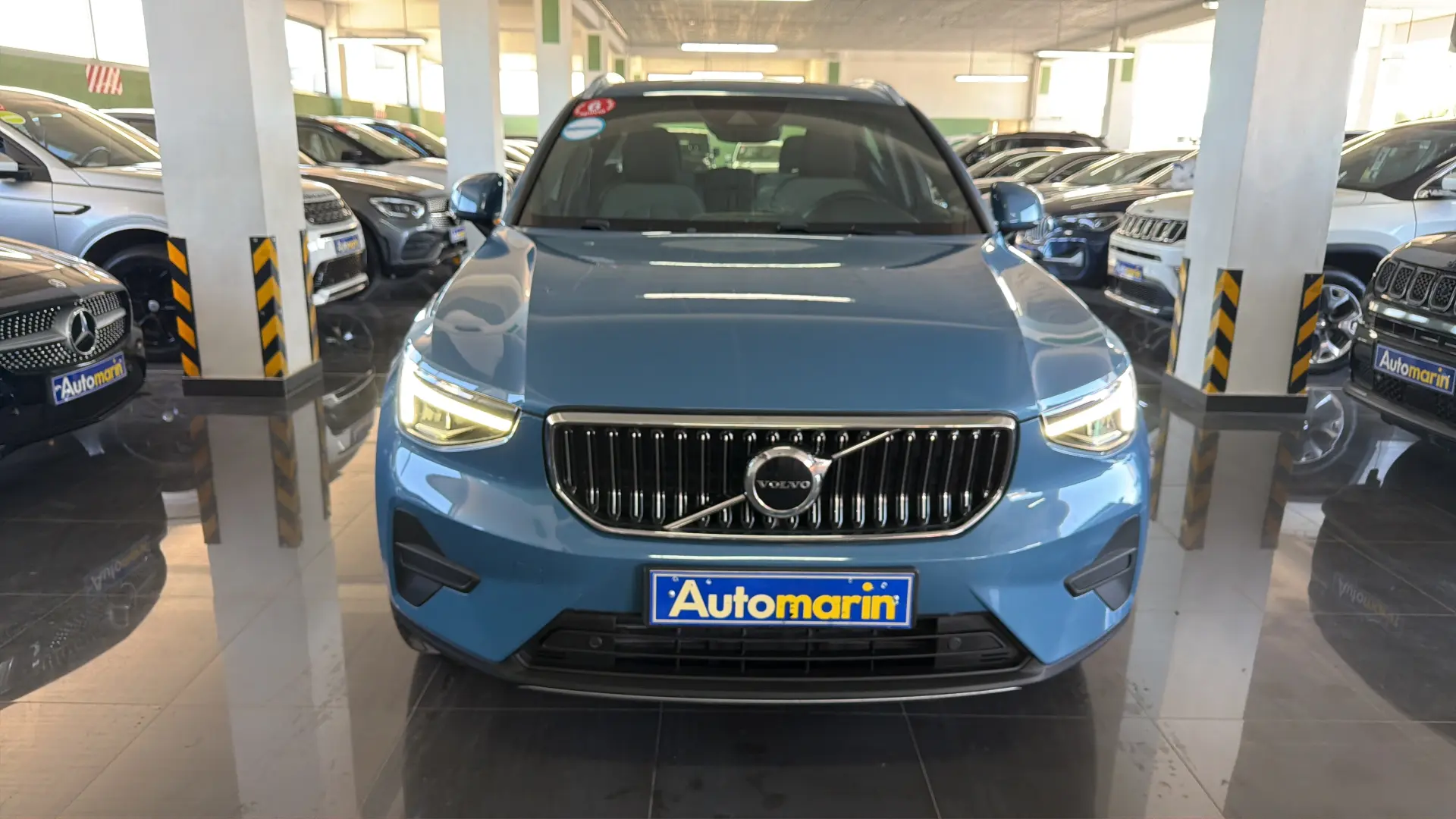 View 2 - Volvo XC40 - 2022