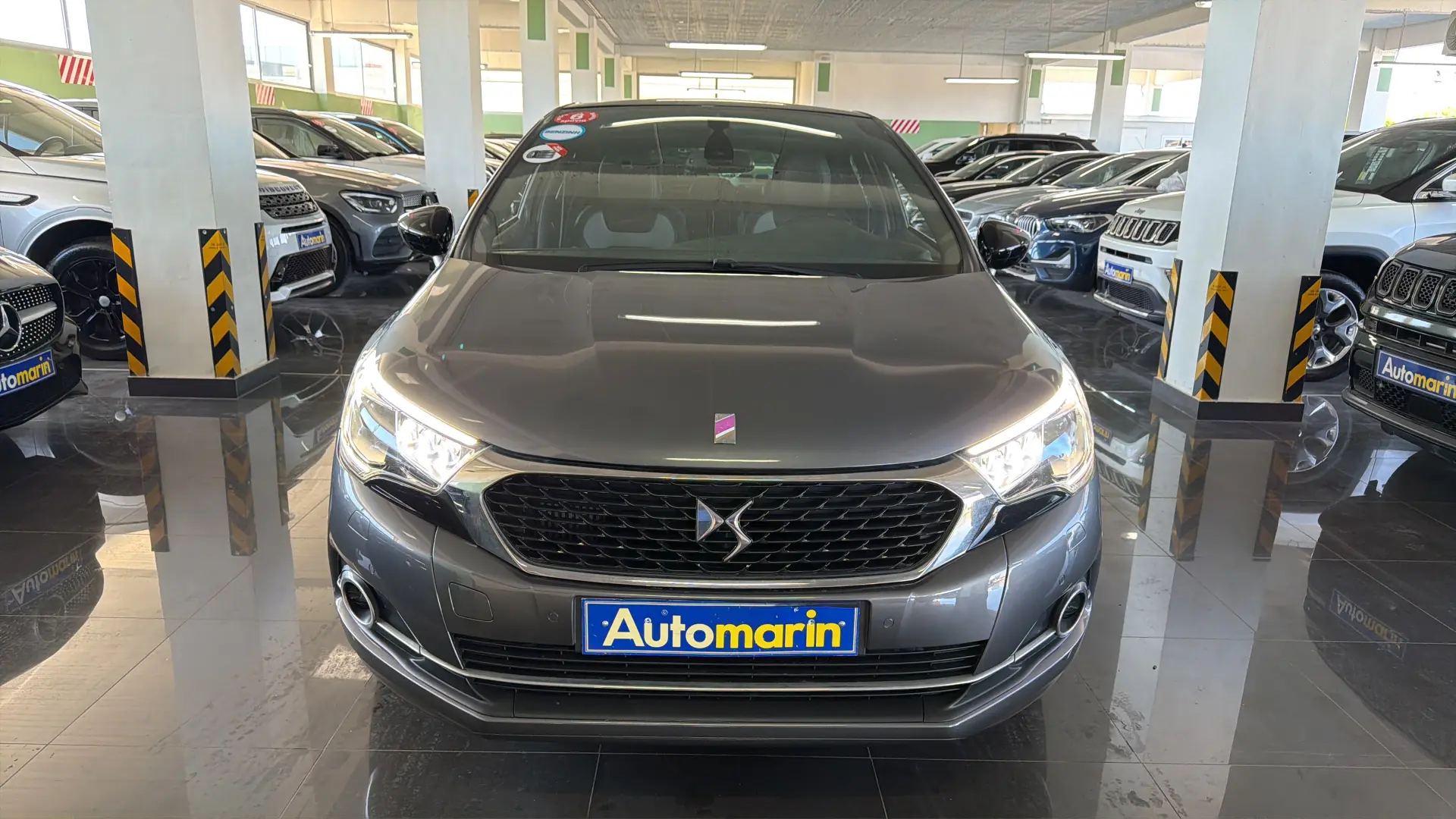 View 2 - DS DS4 - 2018