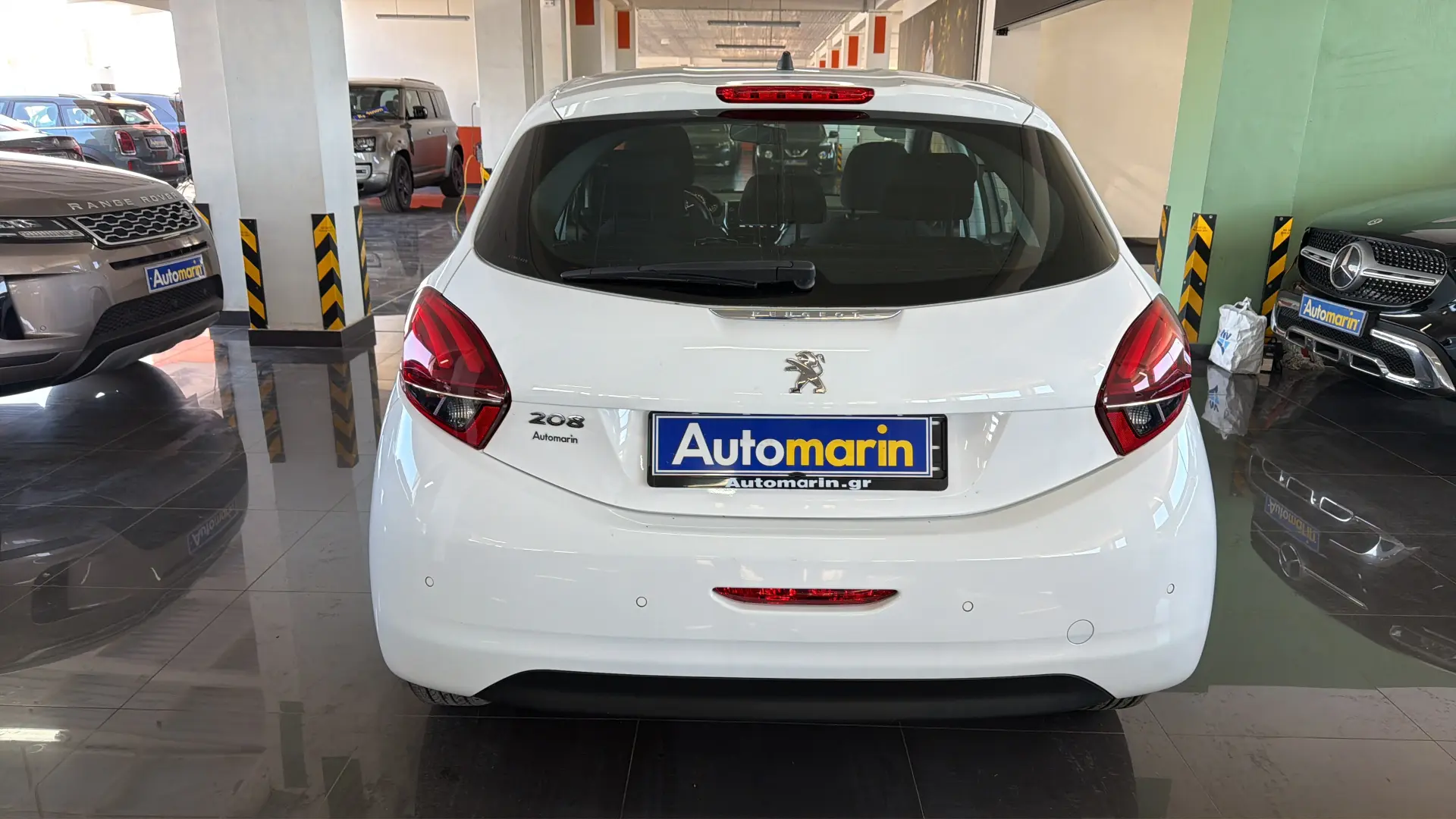 View 5 - Peugeot 208 - 2019