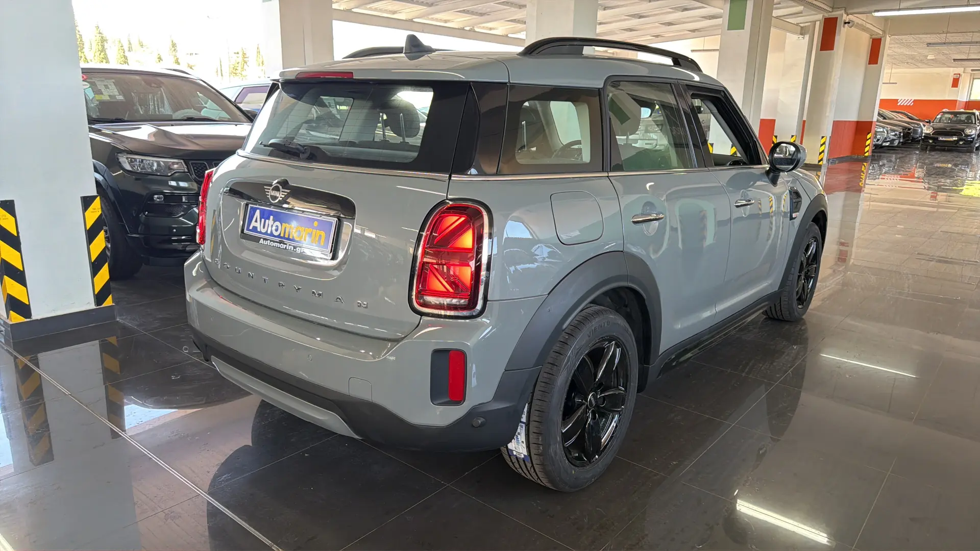 View 4 - Mini Countryman - 2022