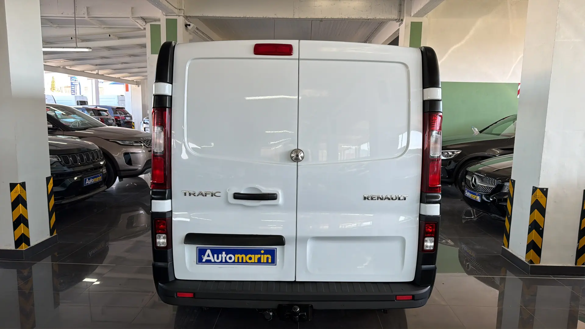 View 5 - Renault Trafic - 2019