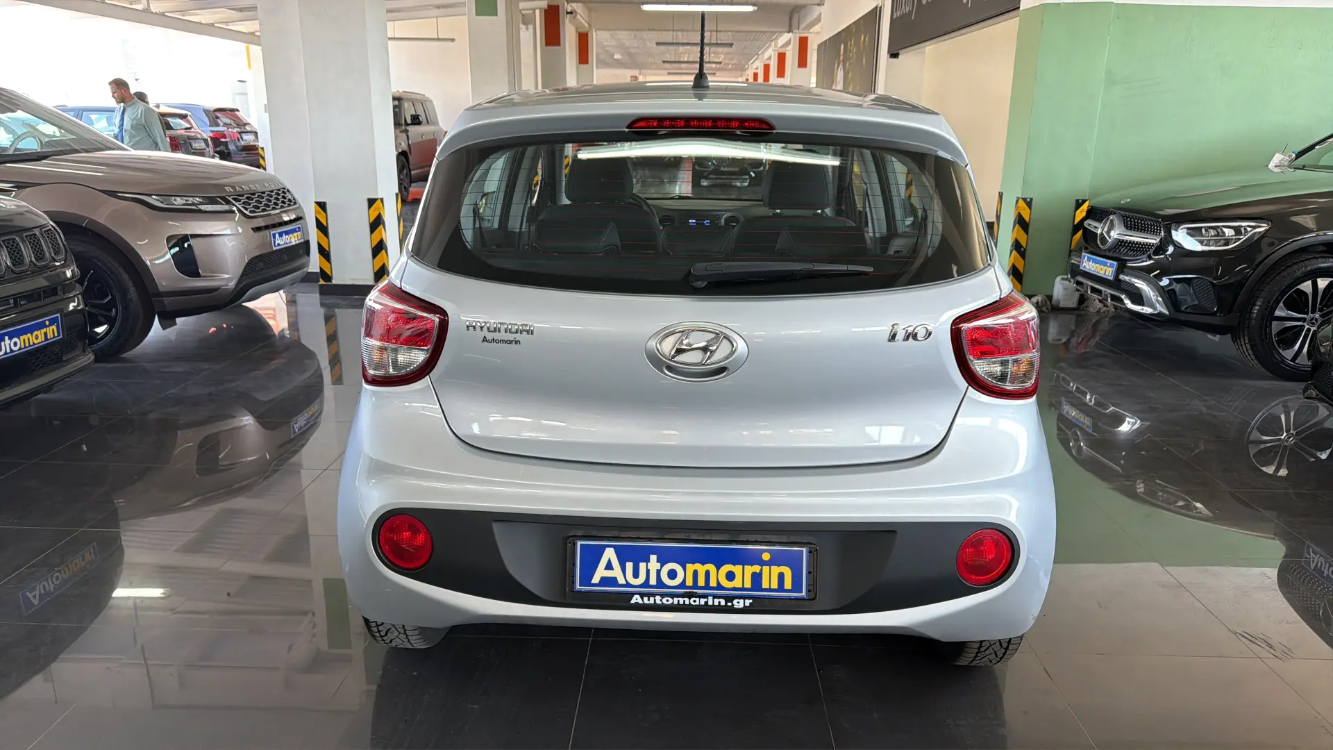 View 5 - Hyundai i 10 - 2018