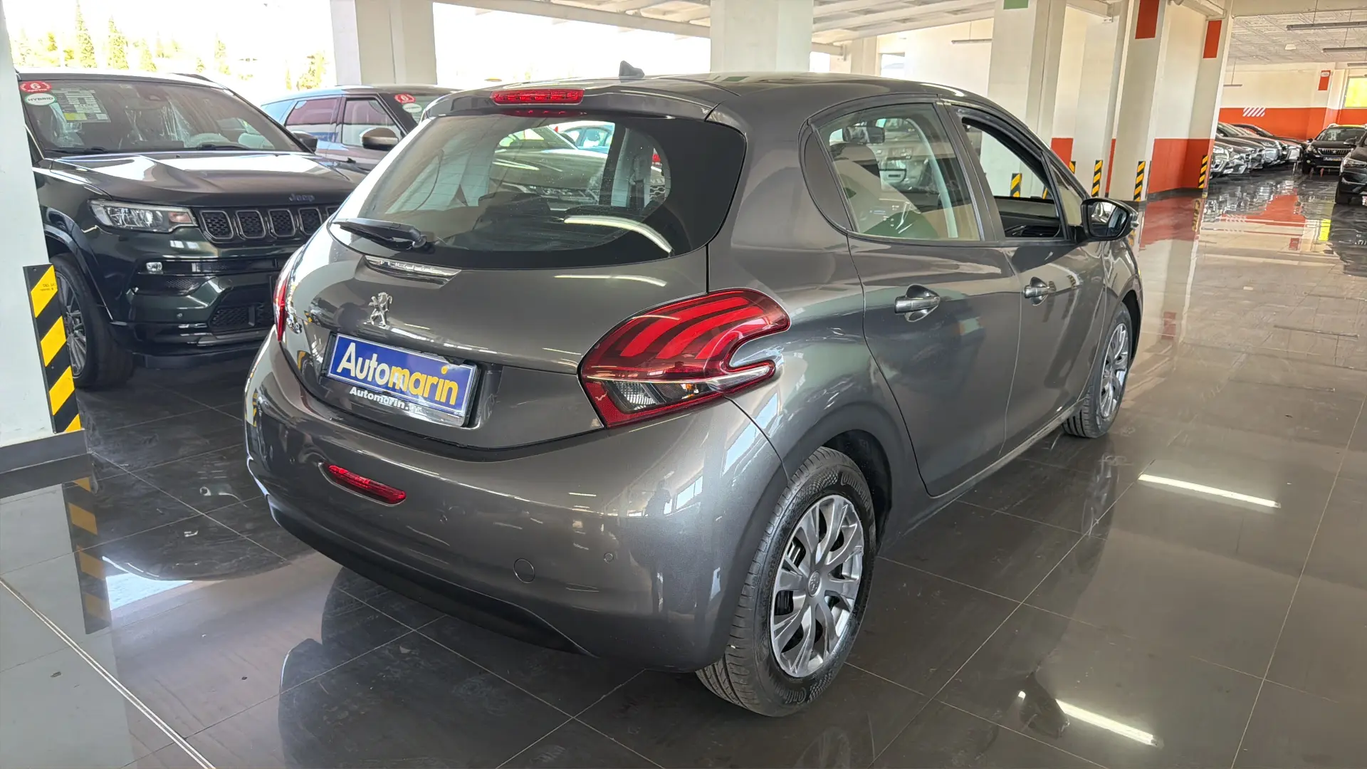 View 4 - Peugeot 208 - 2019