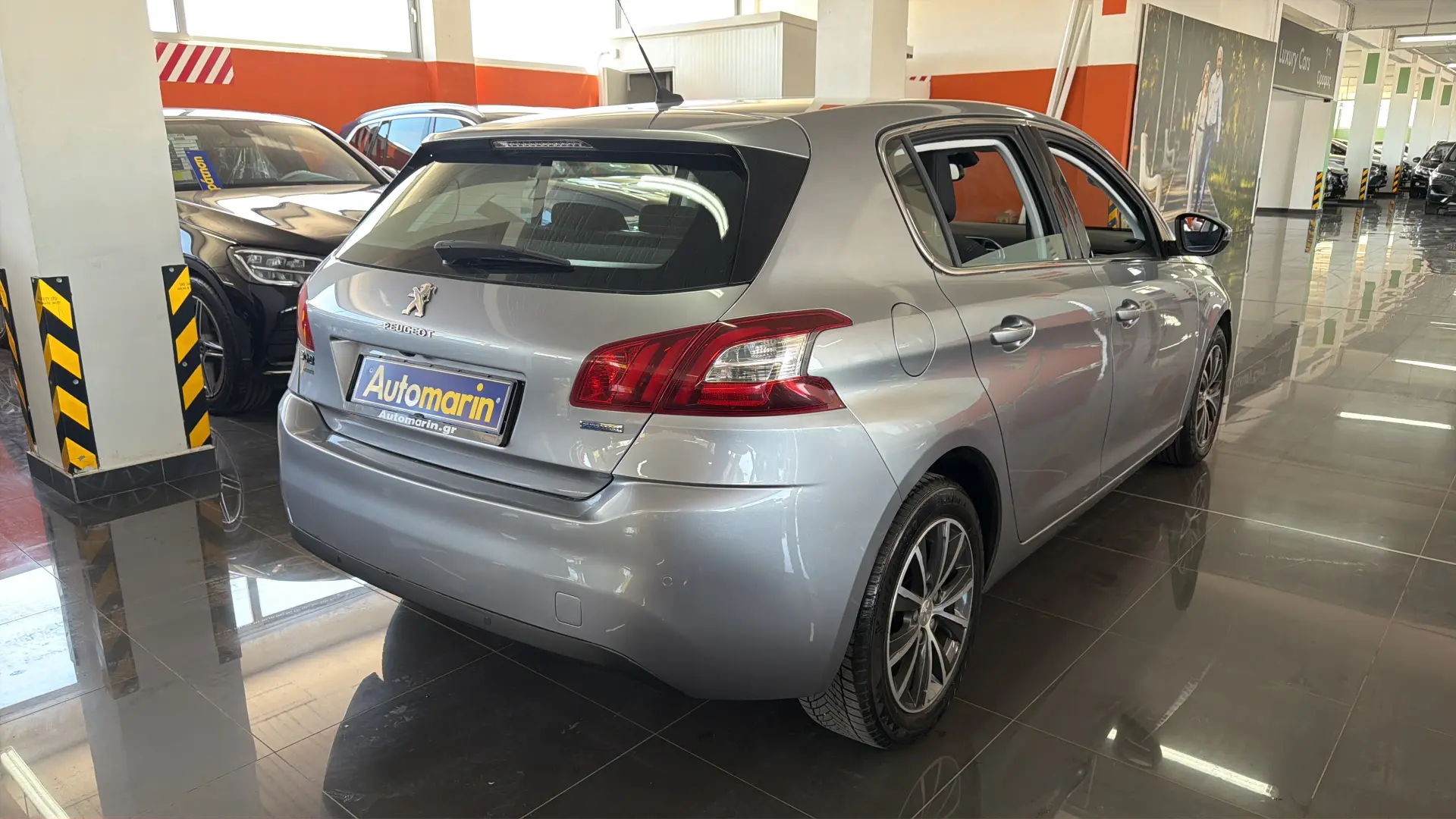View 4 - Peugeot 308 - 2016