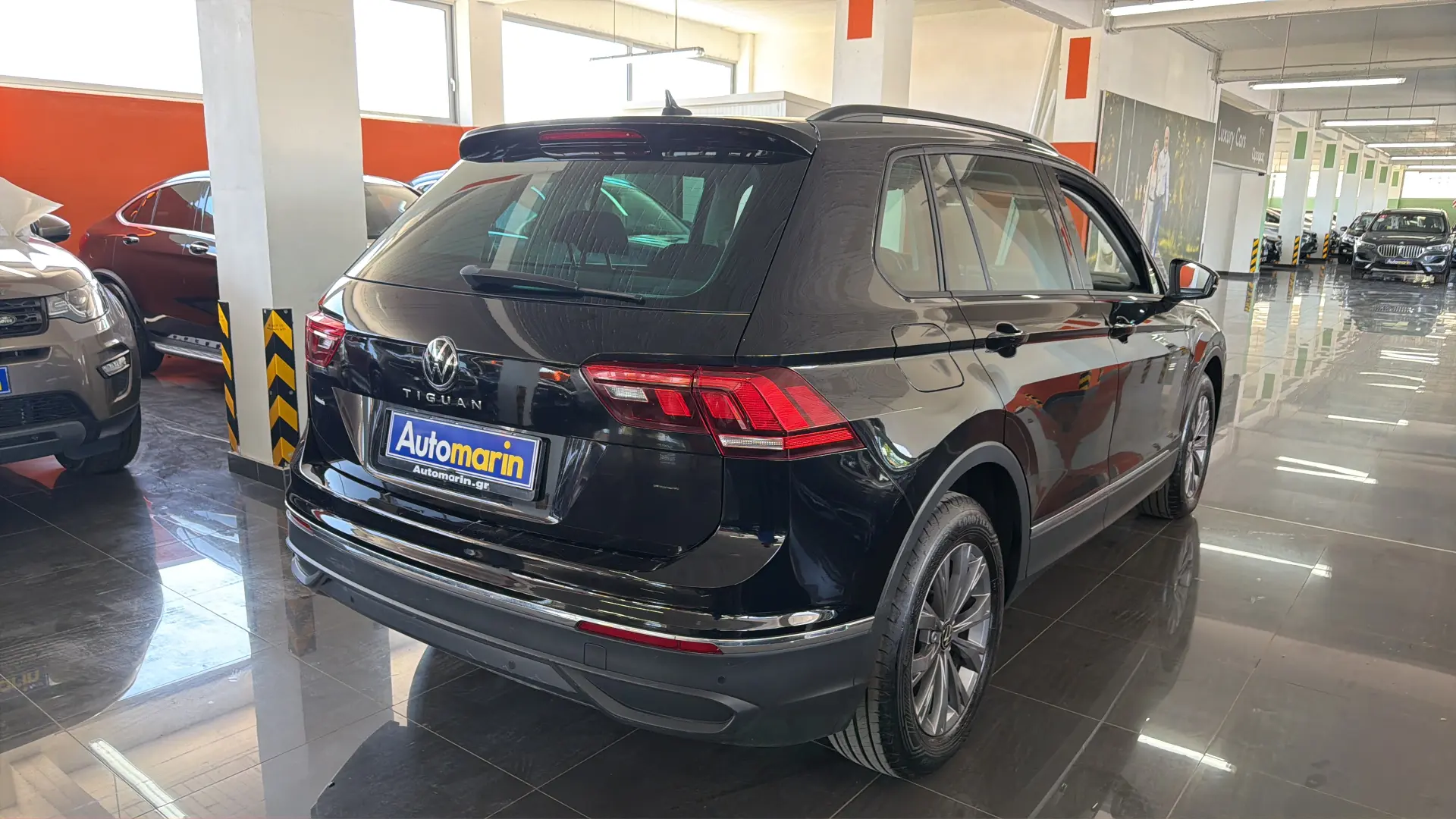 View 4 - Volkswagen Tiguan - 2022