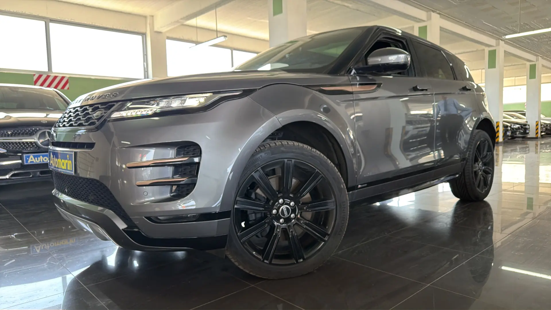 View 1 - Land Rover Range Rover Evoque - 2019
