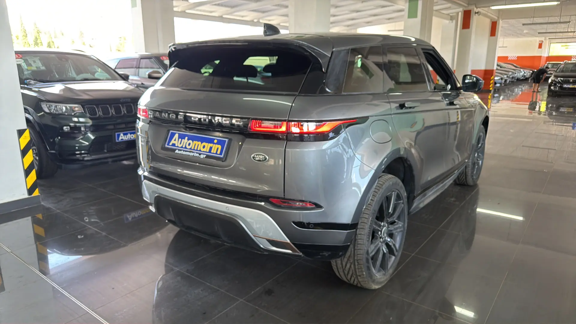 View 4 - Land Rover Range Rover Evoque - 2019