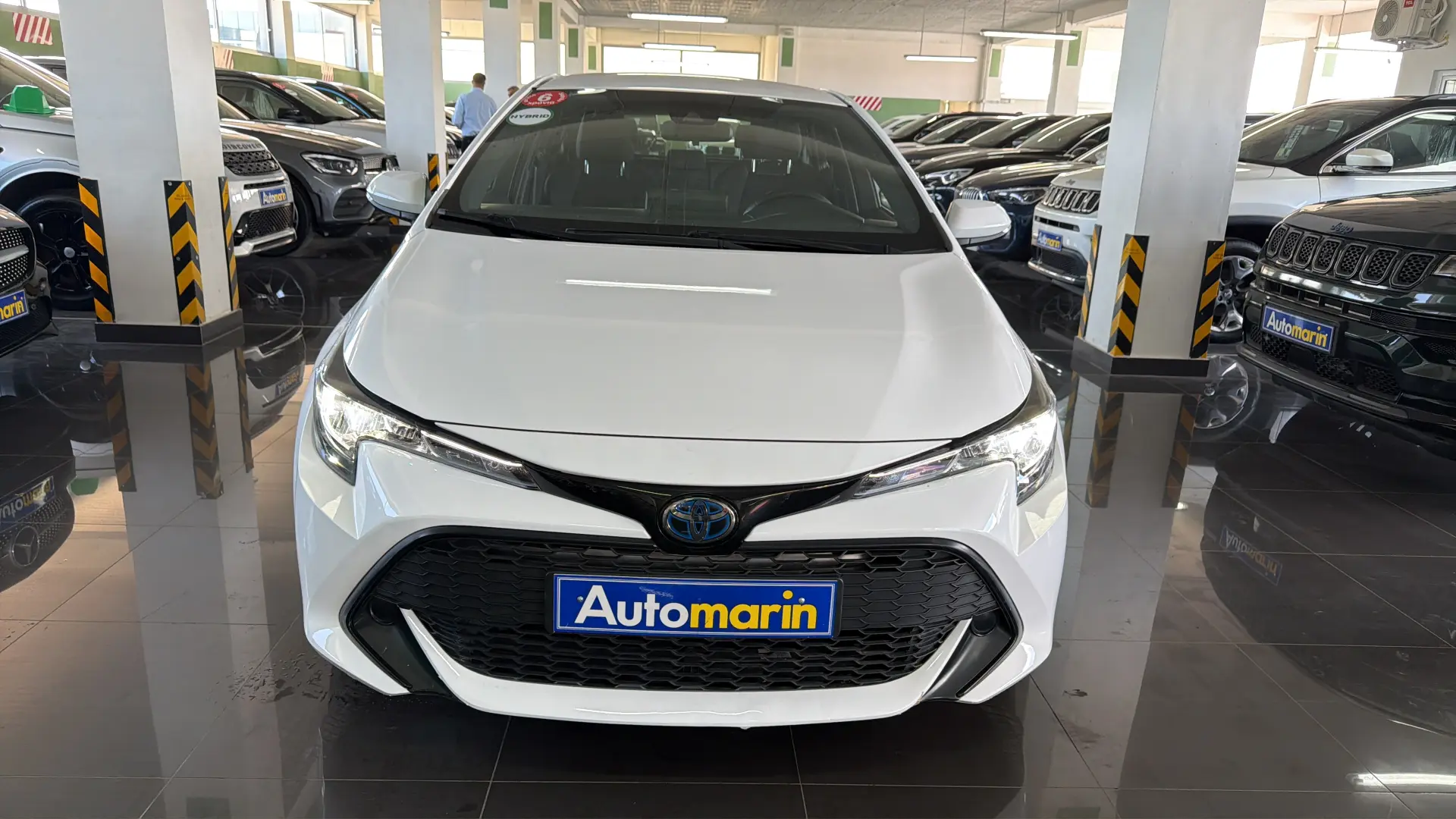 View 2 - Toyota Corolla - 2019