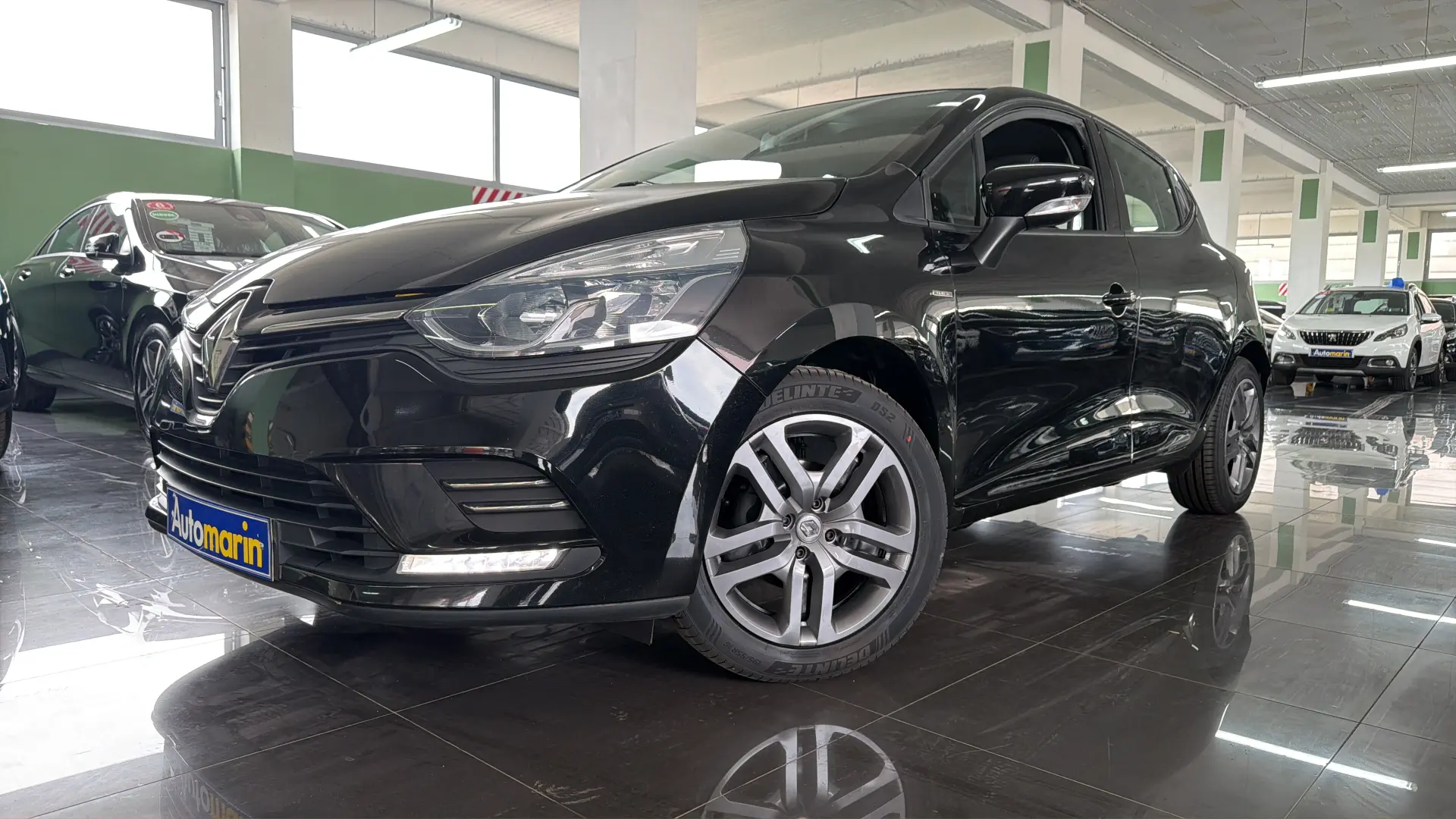 View 1 - Renault Clio - 2019
