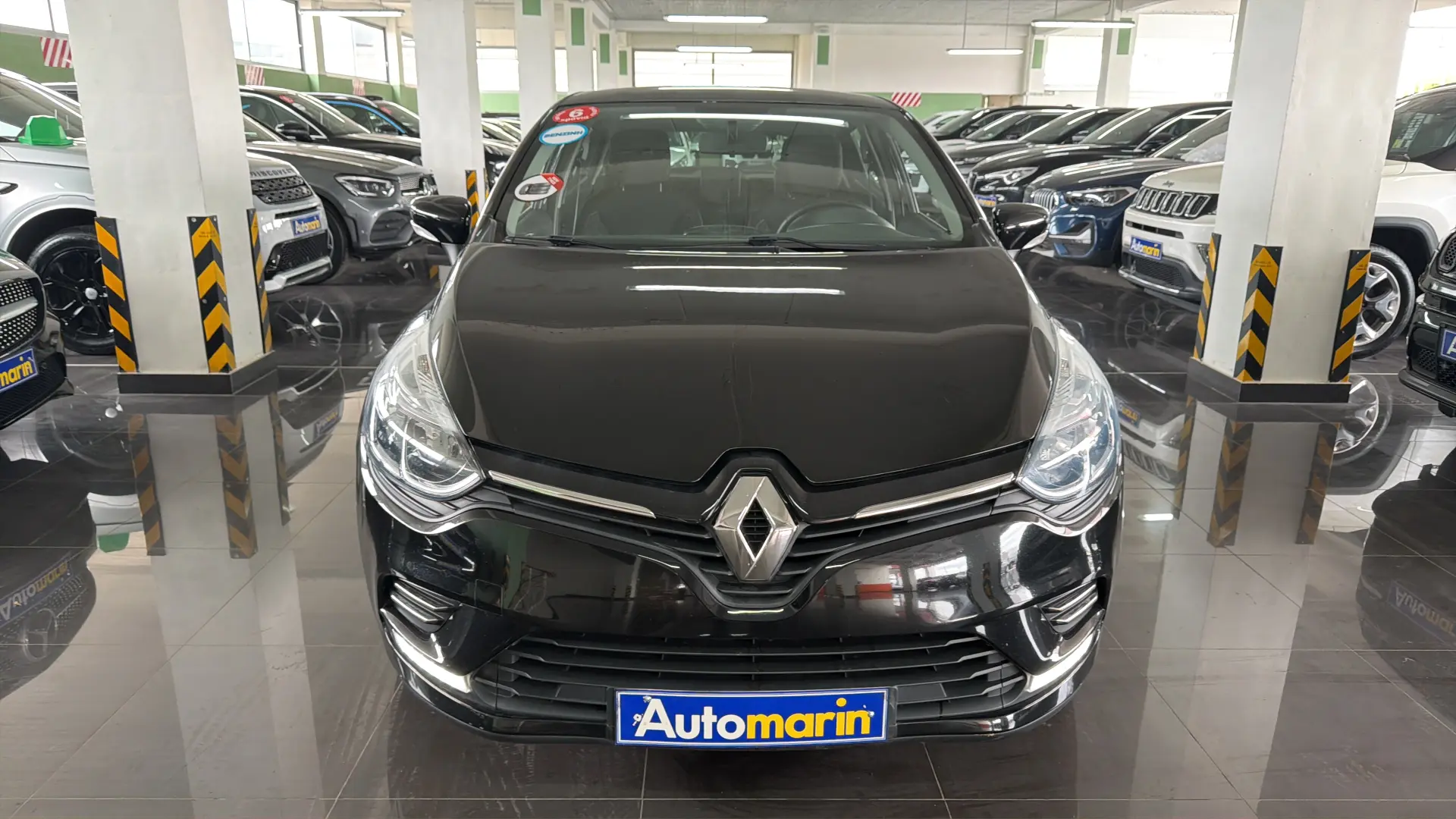 View 2 - Renault Clio - 2019