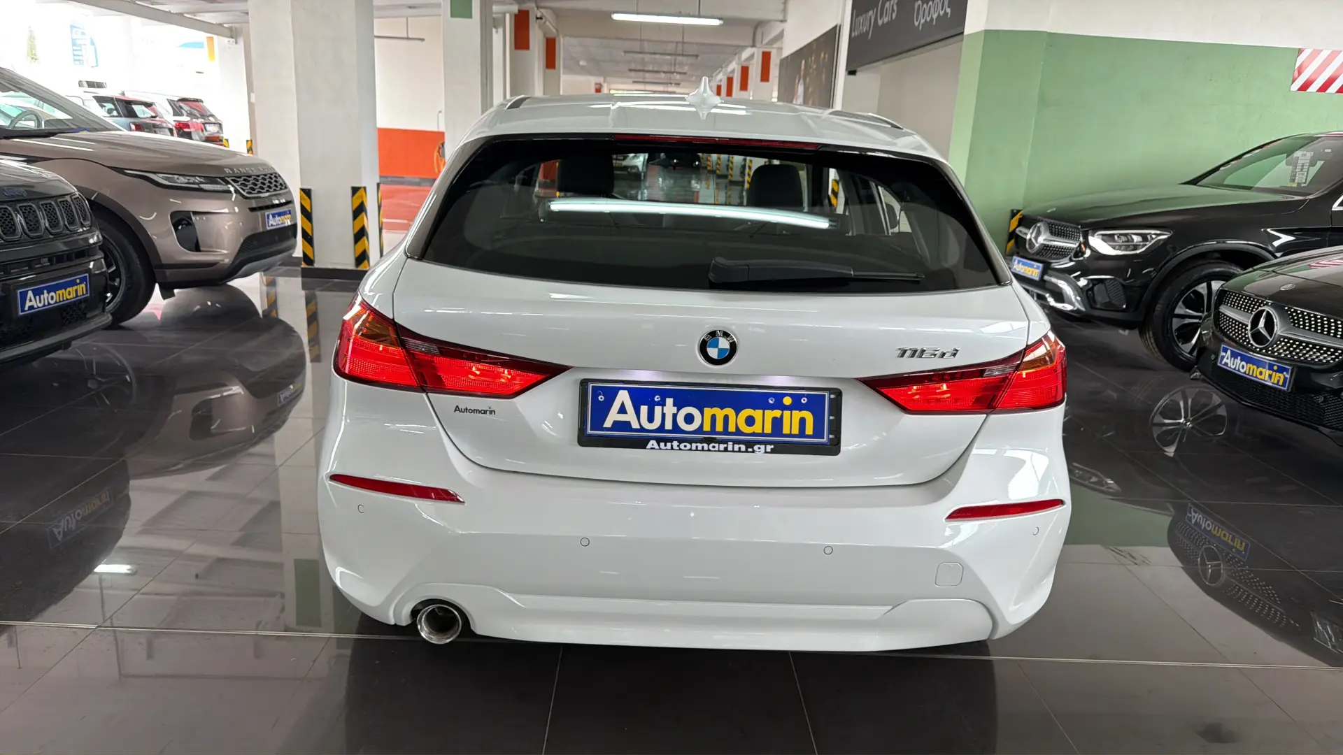 View 5 - BMW 116 - 2021