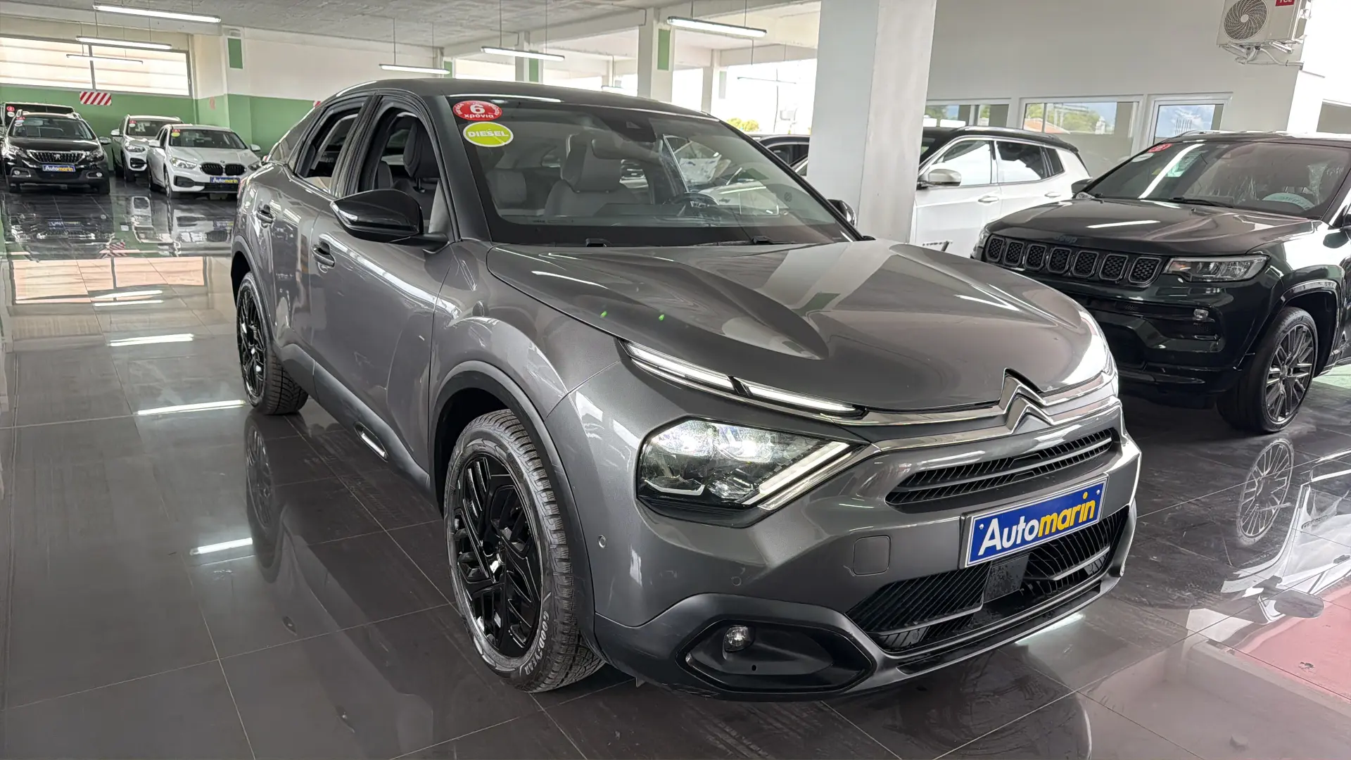 View 3 - Citroen C4 - 2022