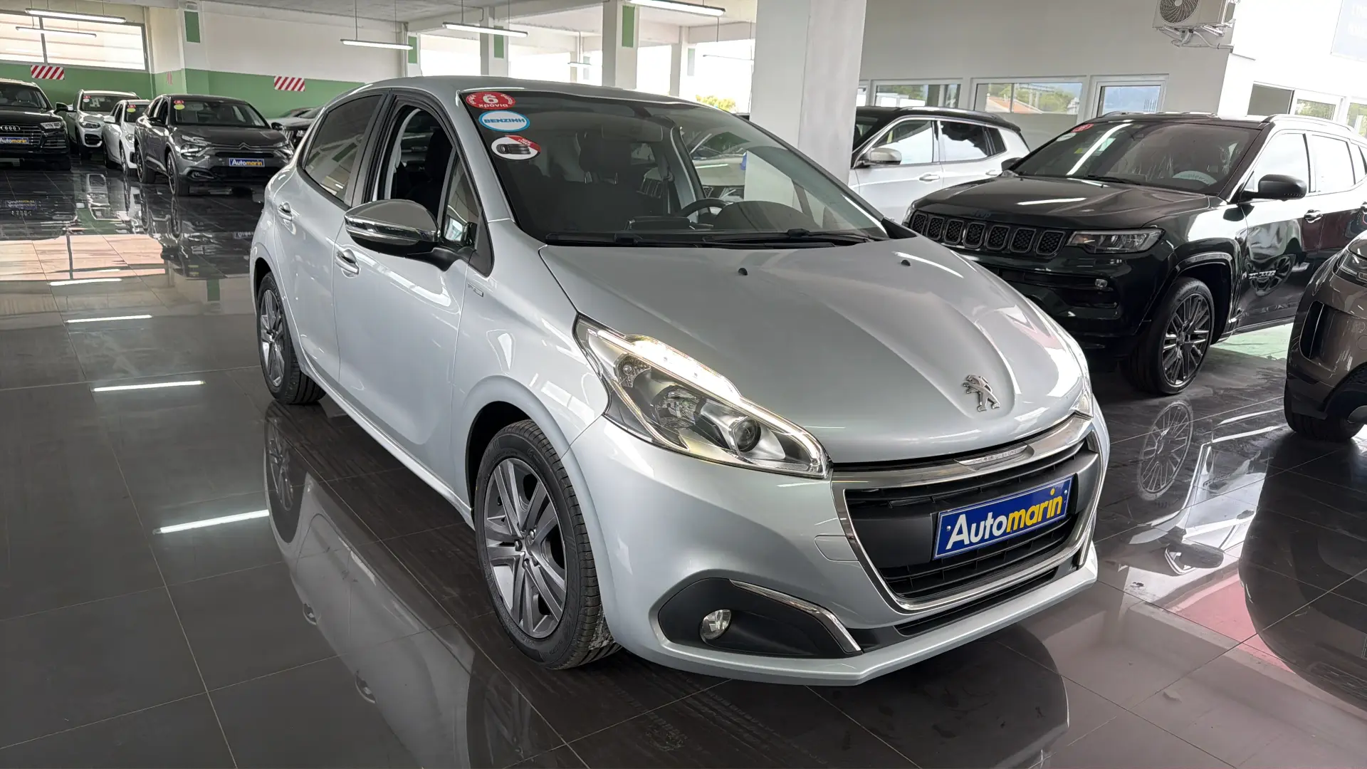 View 3 - Peugeot 208 - 2017