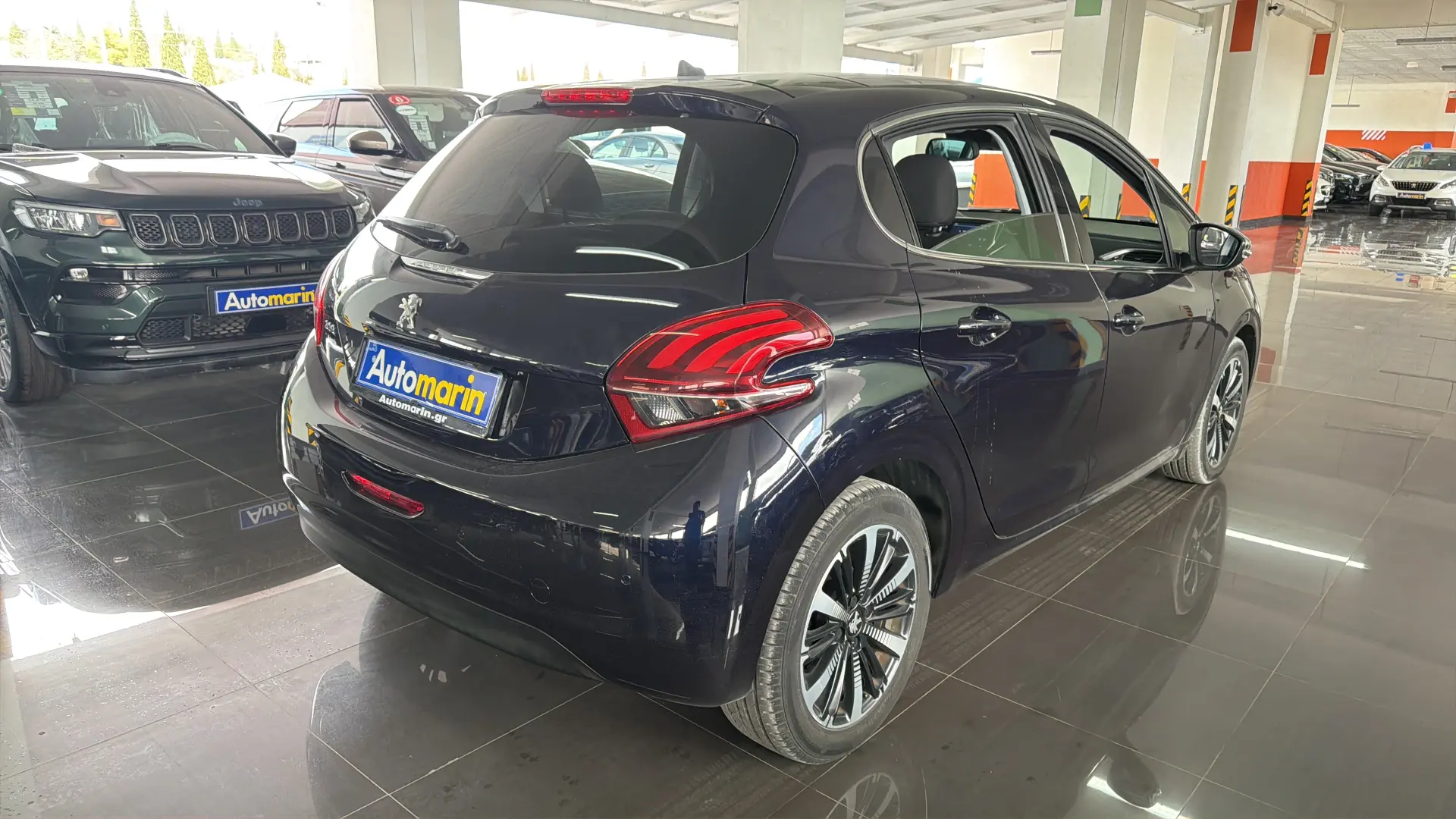 View 4 - Peugeot 208 - 2018