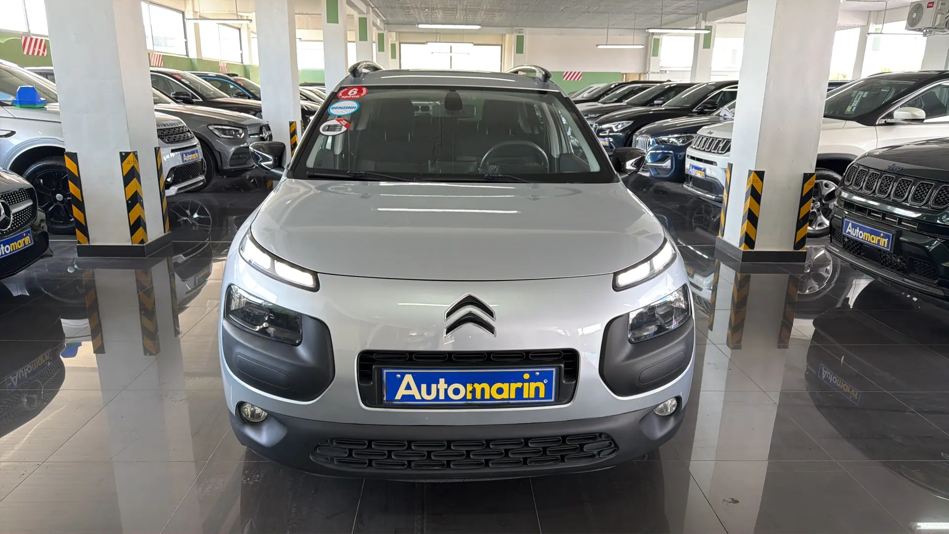 View 2 - Citroen C4 Cactus - 2015