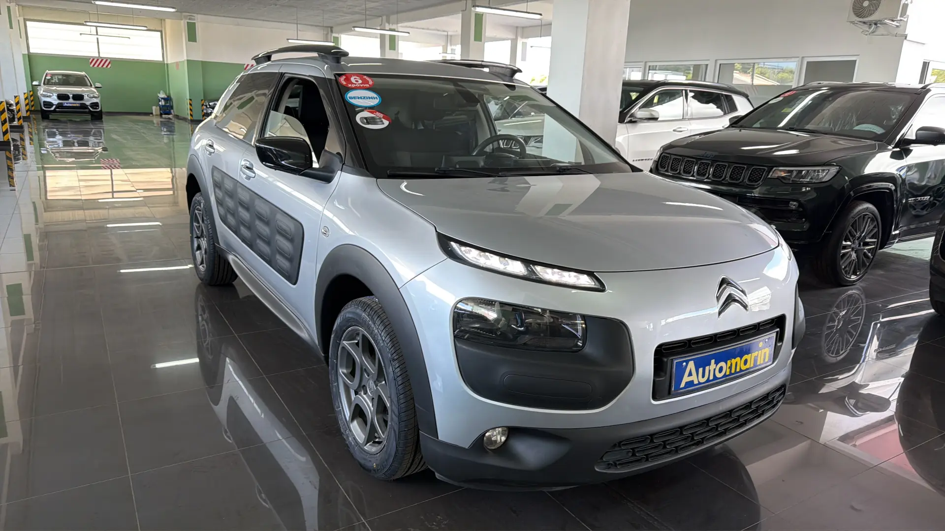 View 3 - Citroen C4 Cactus - 2015