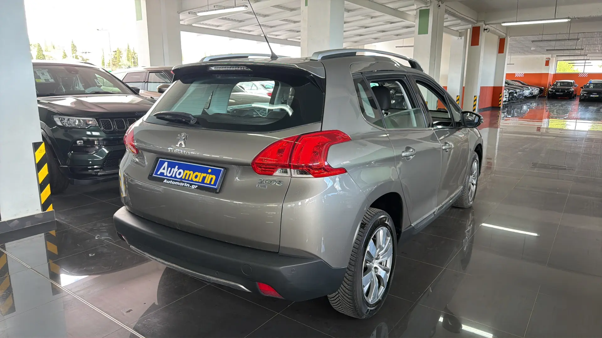 View 4 - Peugeot 2008 - 2015