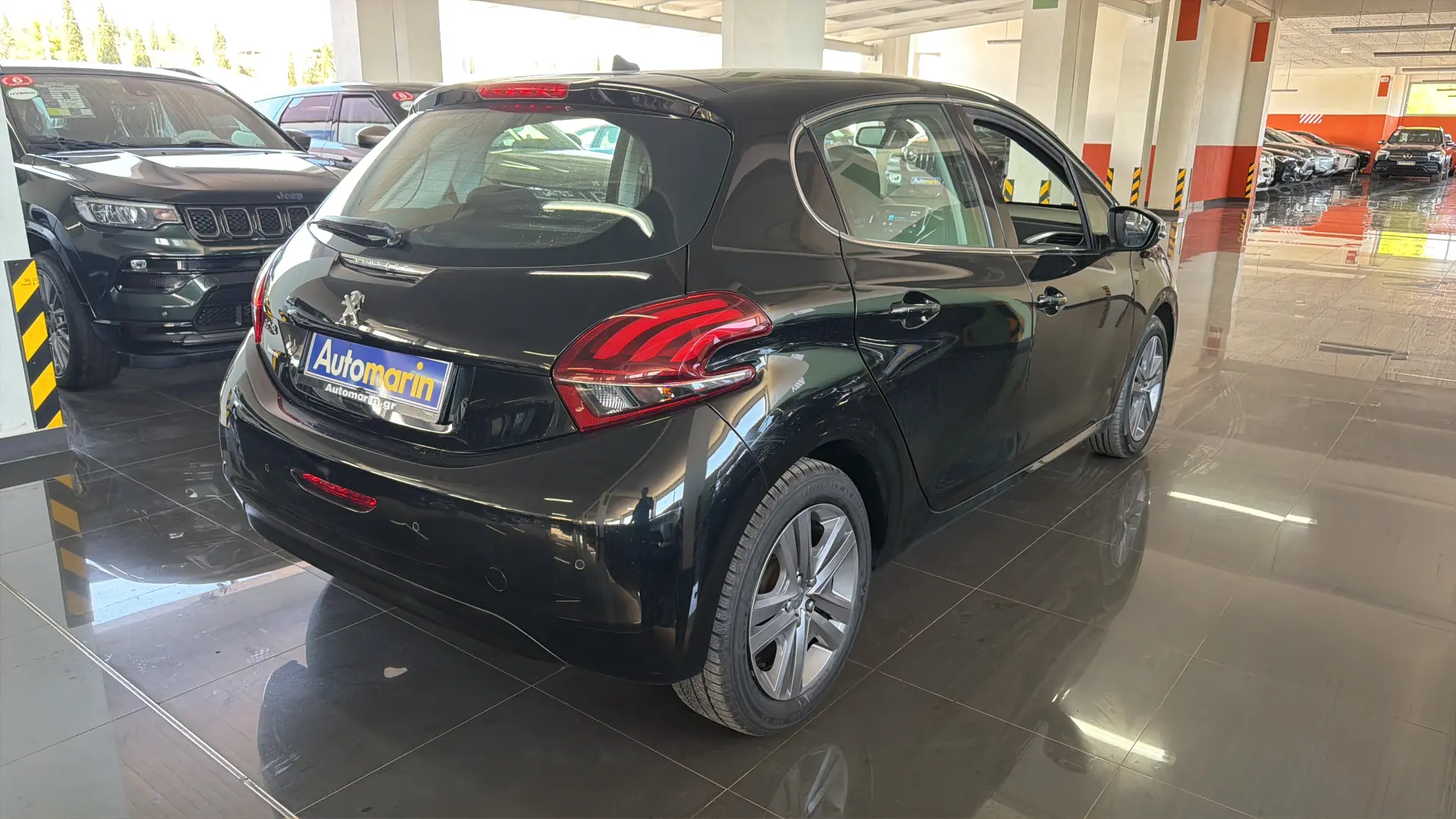 View 4 - Peugeot 208 - 2018