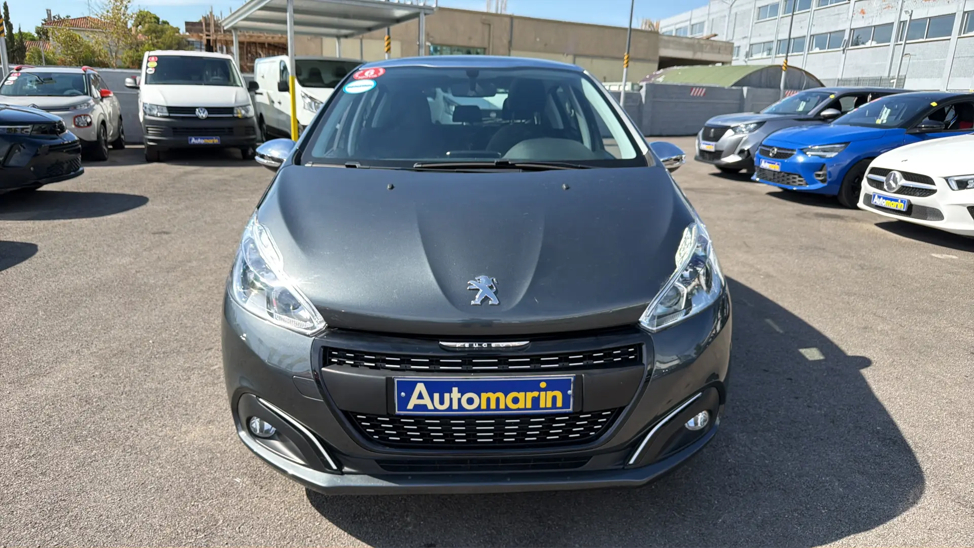 View 2 - Peugeot 208 - 2017