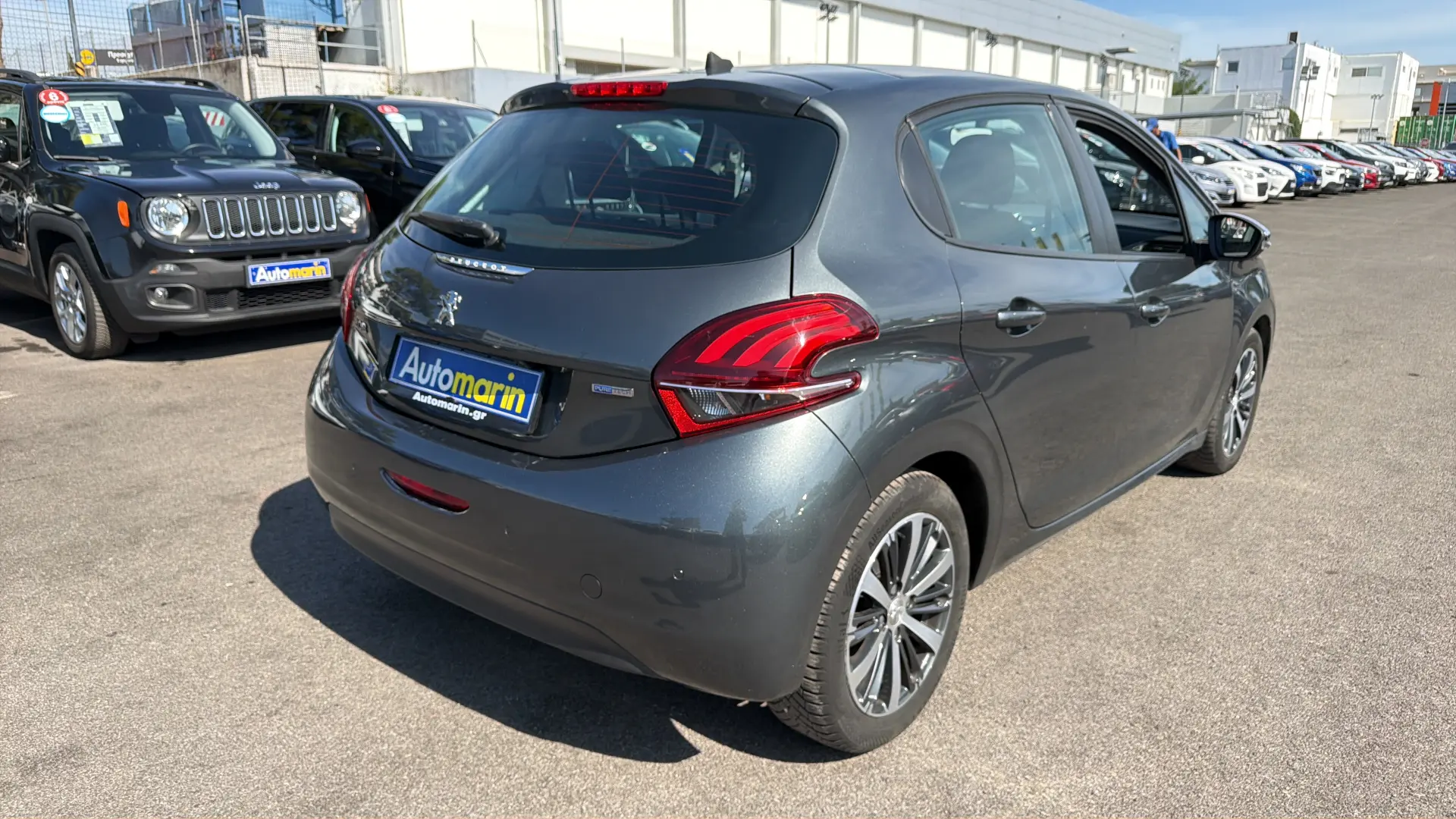 View 4 - Peugeot 208 - 2017