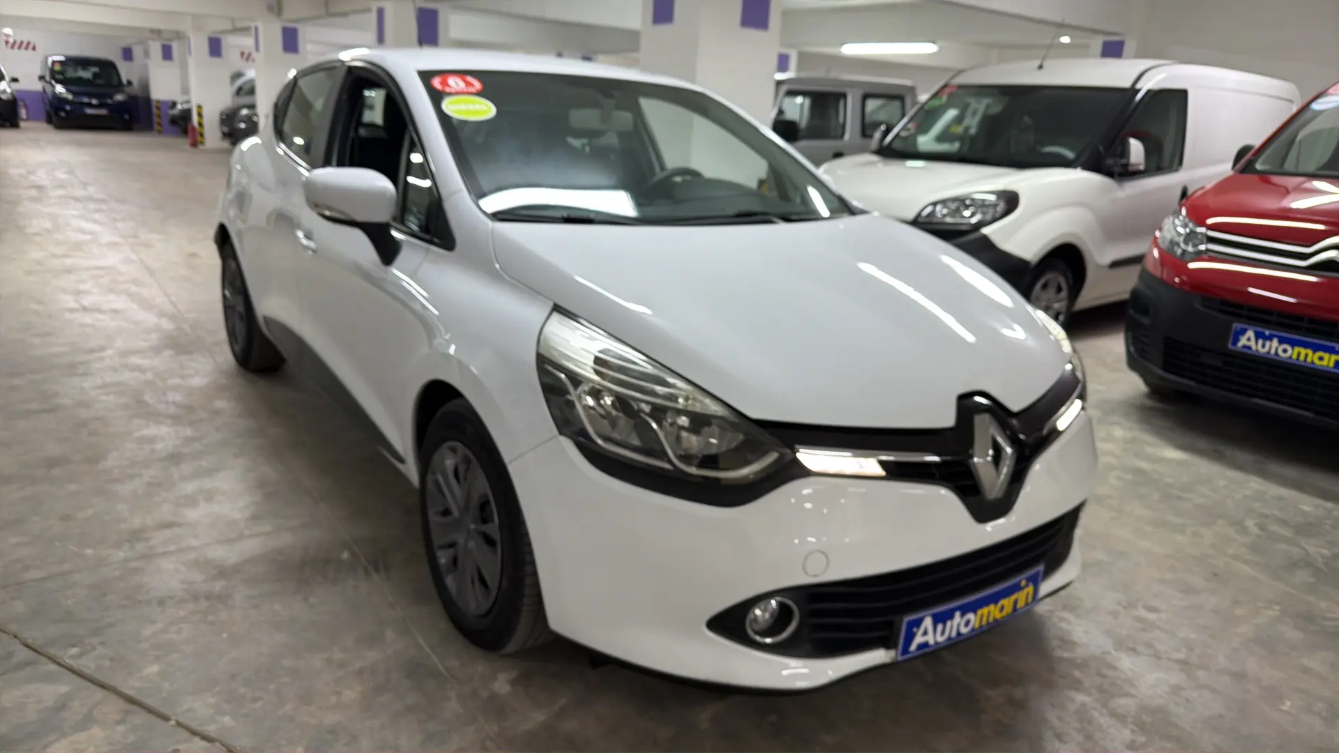 View 3 - Renault Clio - 2013