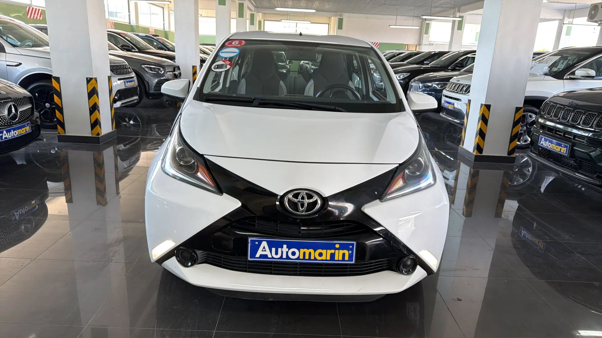 View 2 - Toyota Aygo - 2016