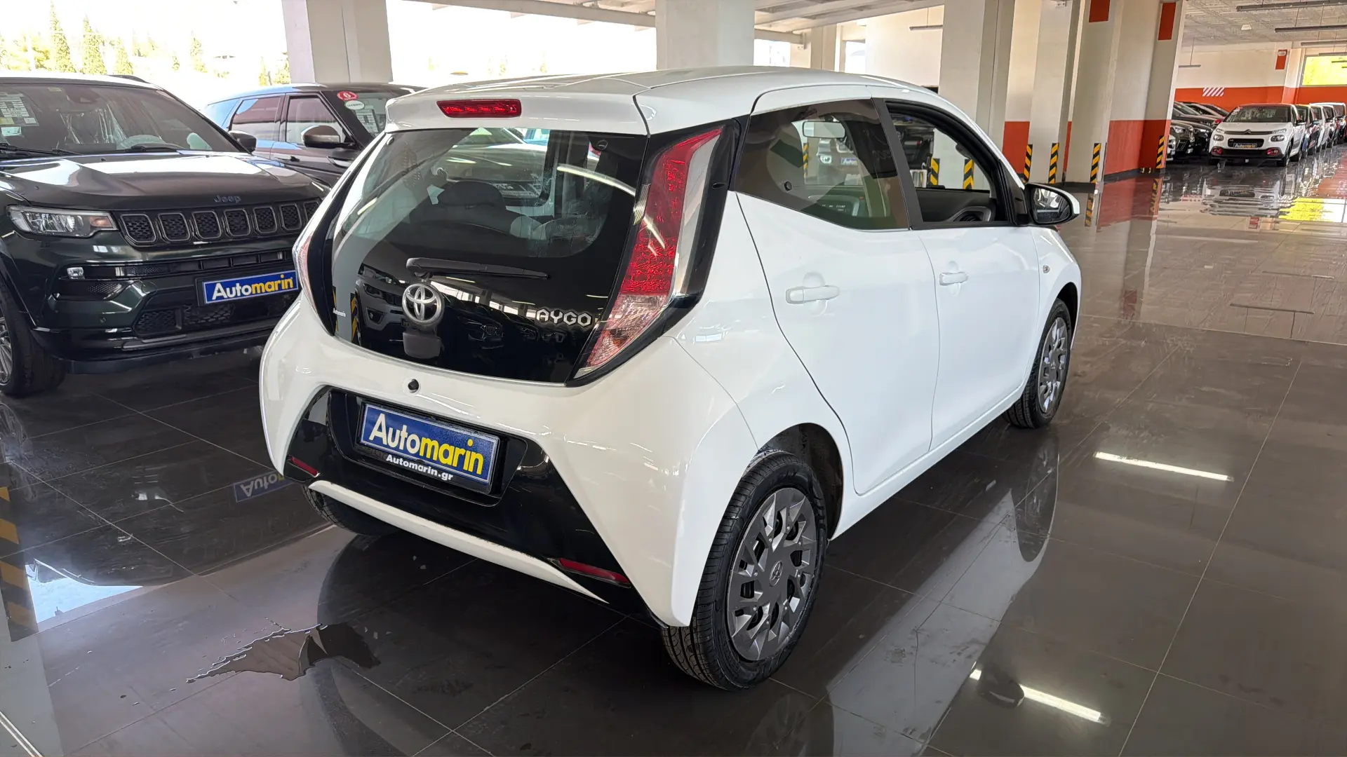 View 4 - Toyota Aygo - 2016