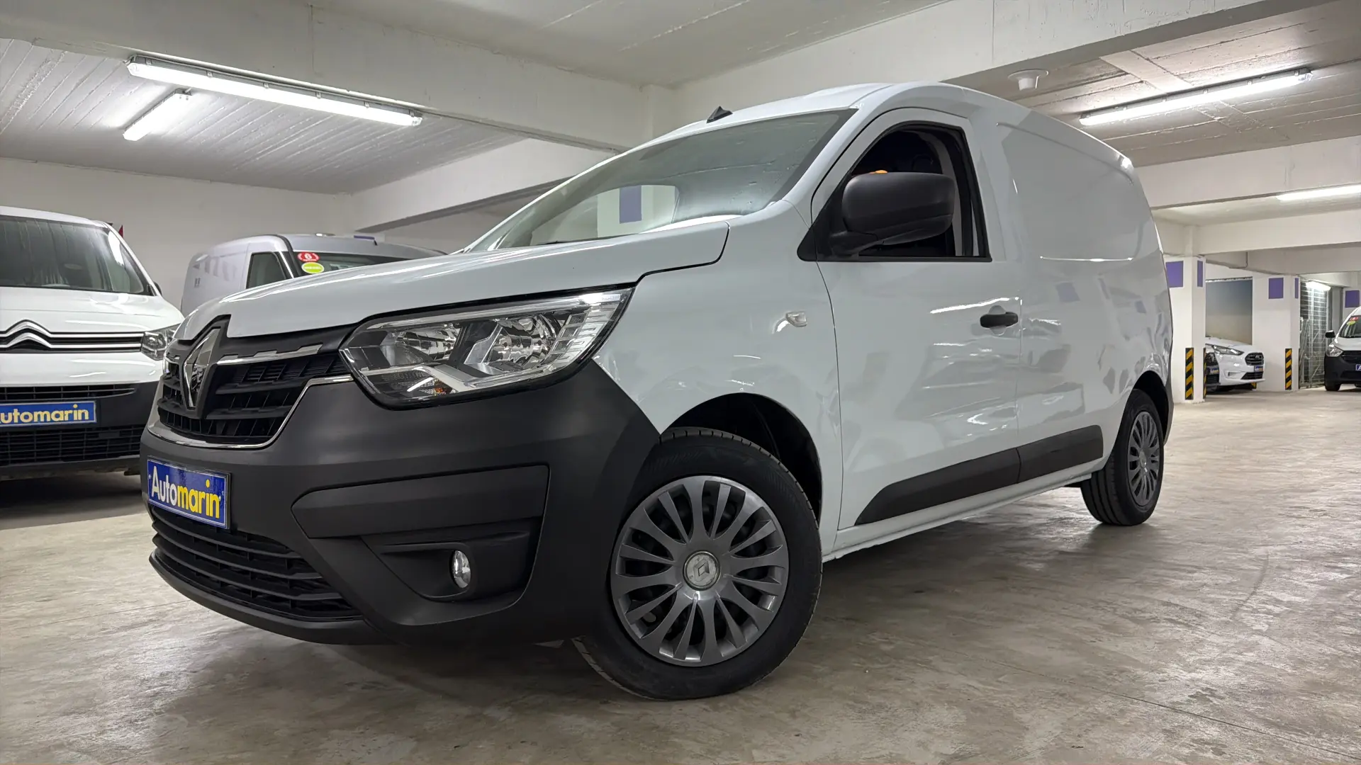 View 1 - Renault Express - 2023
