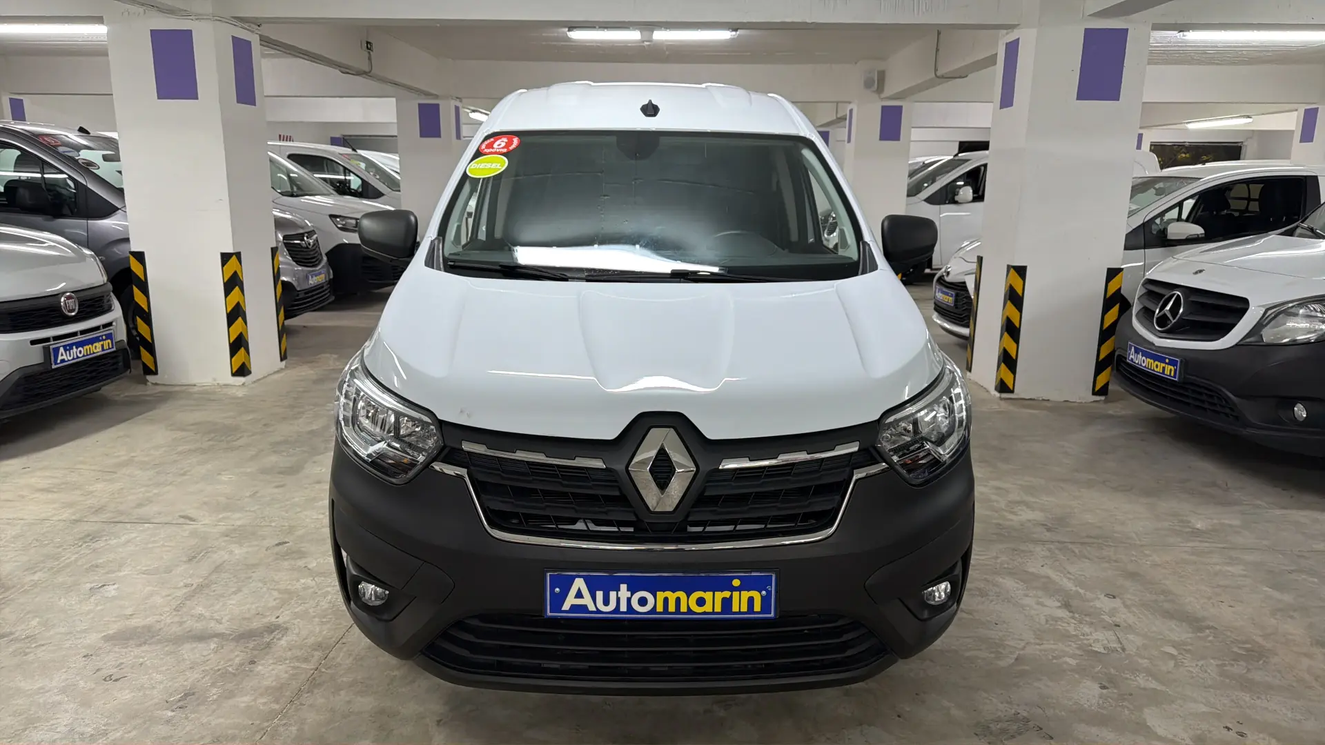 View 2 - Renault Express - 2023