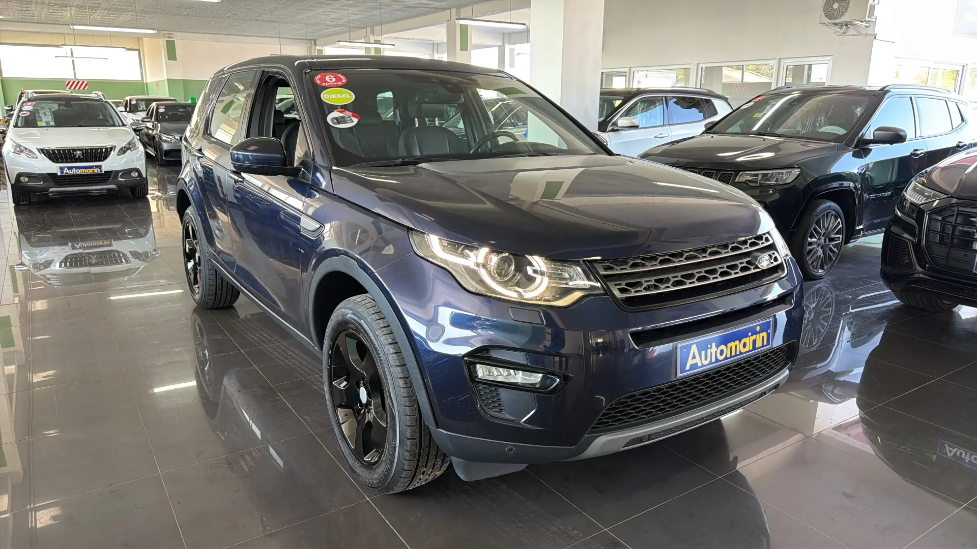 View 3 - Land Rover Discovery Sport - 2018
