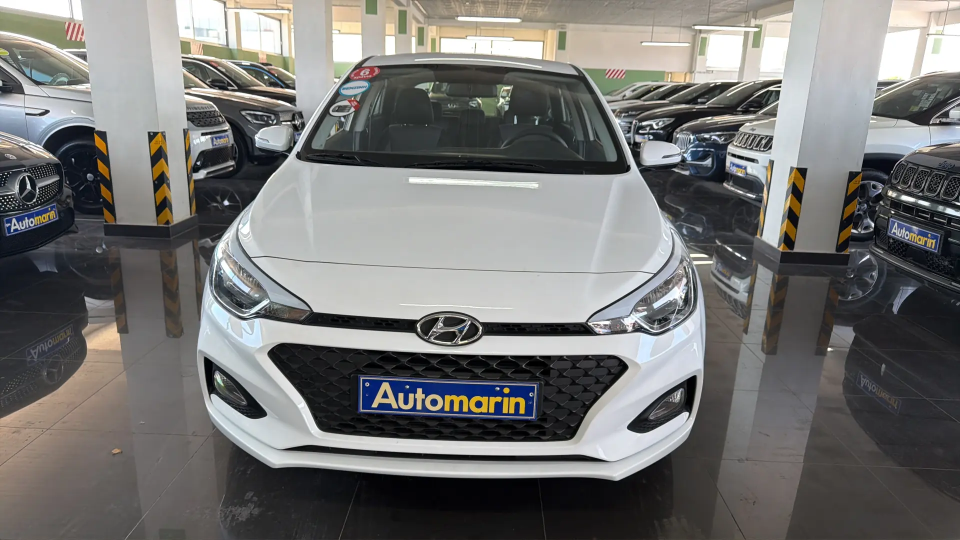 View 2 - Hyundai i 20 - 2019