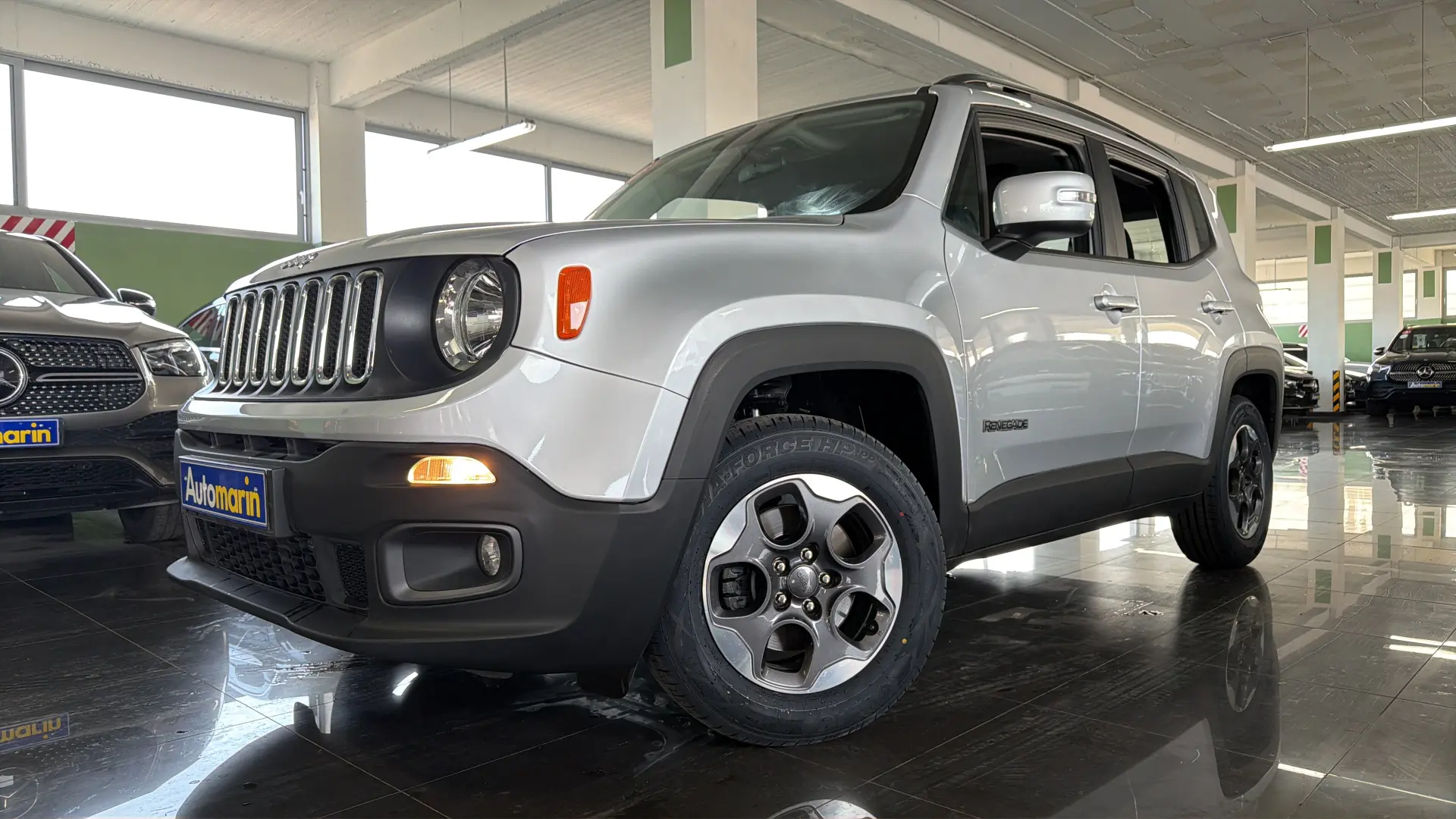 View 1 - Jeep Renegade - 2019