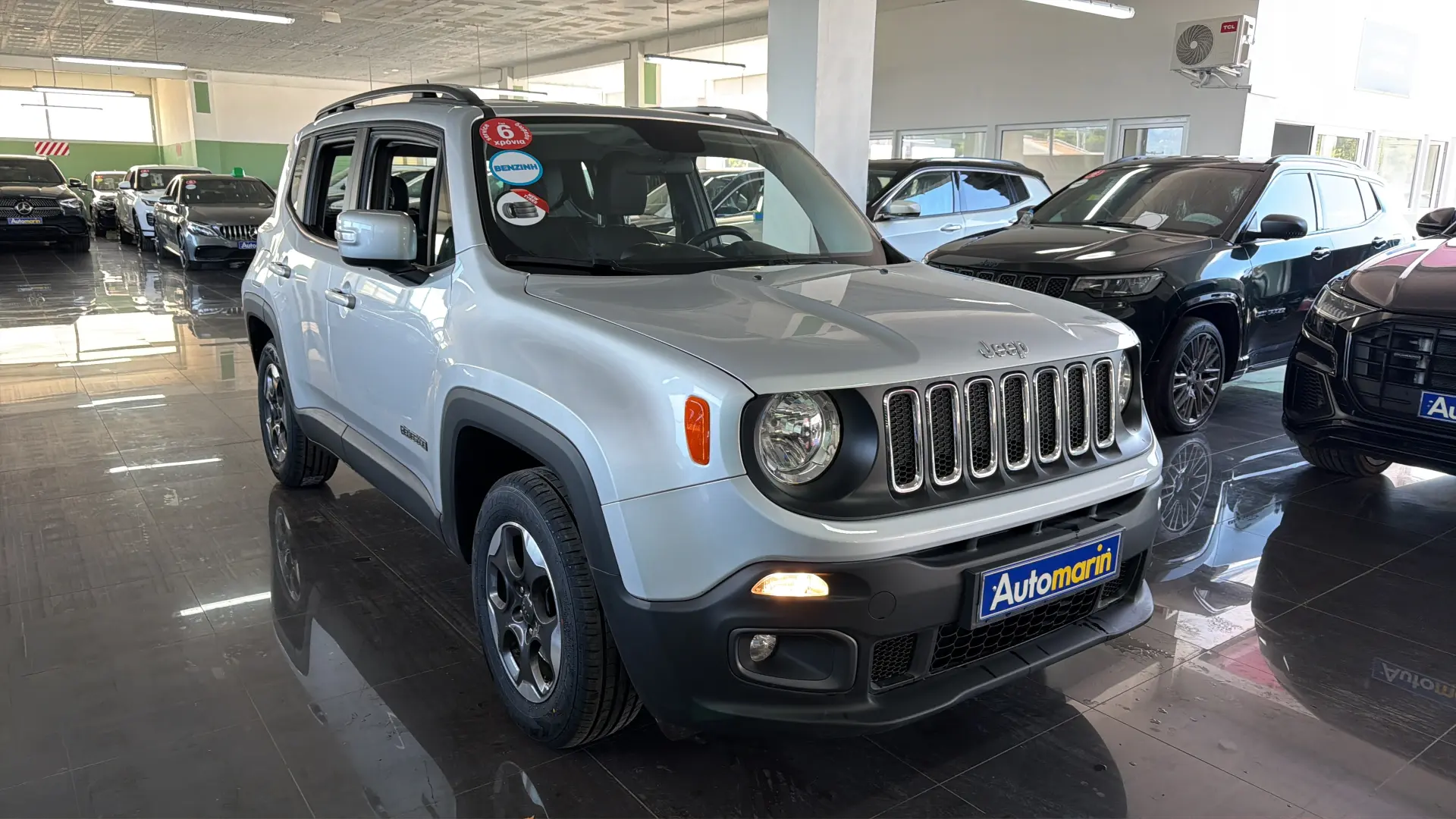 View 3 - Jeep Renegade - 2019