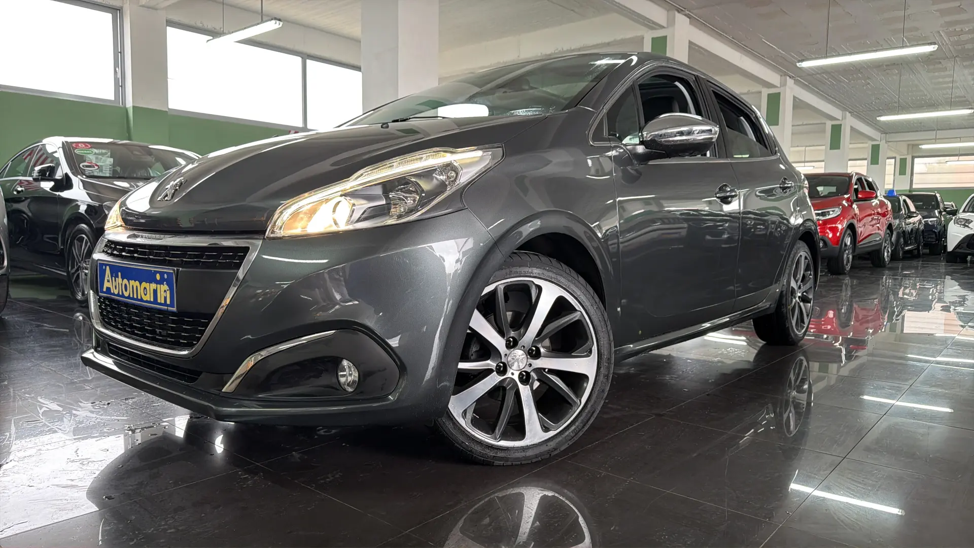 View 1 - Peugeot 208 - 2016