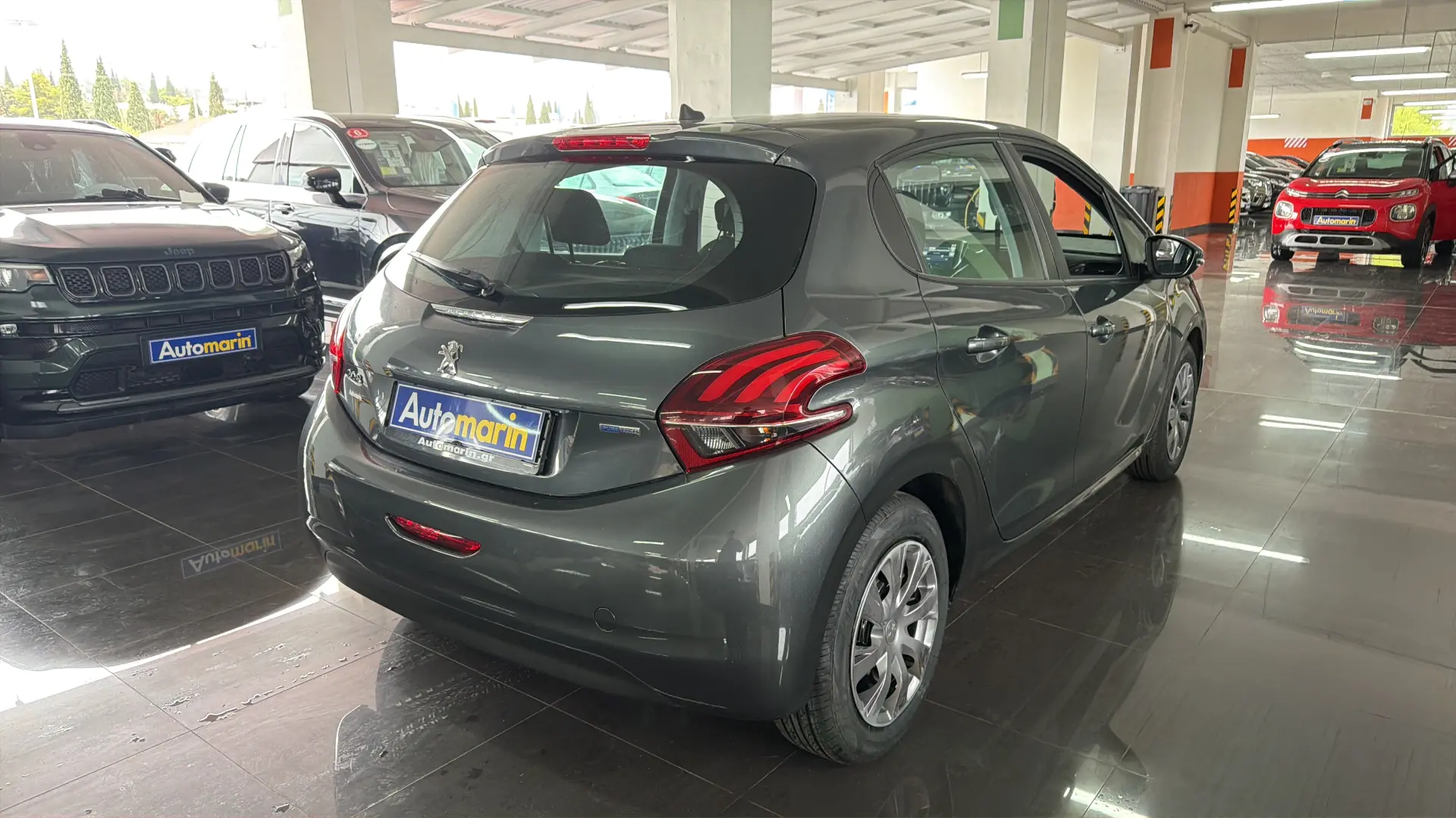View 4 - Peugeot 208 - 2016