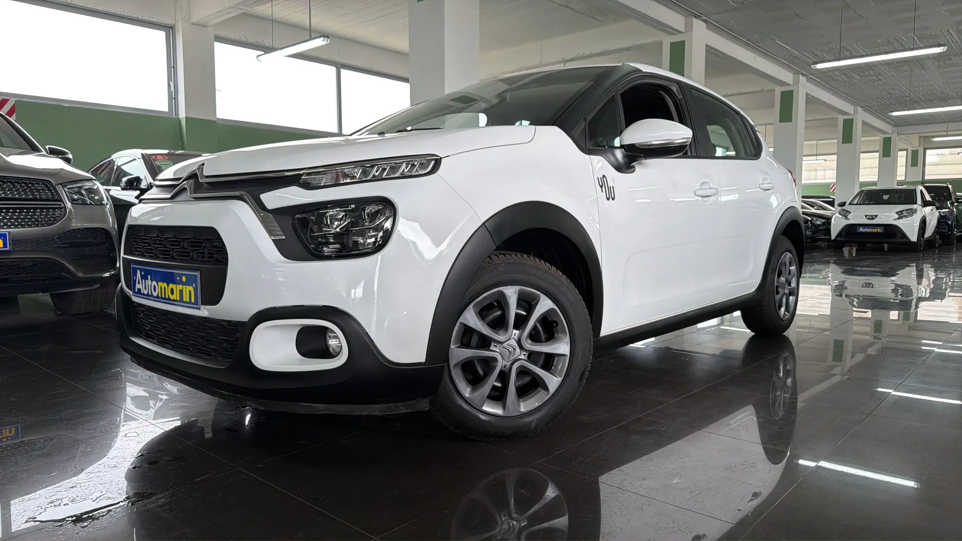 View 1 - Citroen C3 - 2023