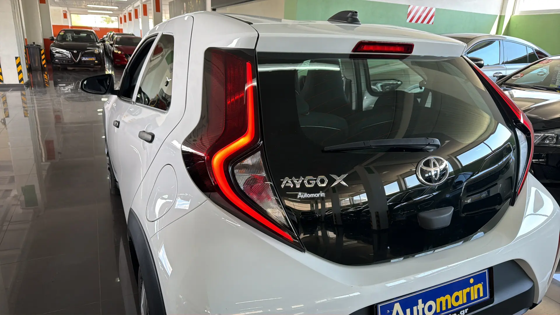 View 5 - Toyota Aygo (X) - 2023