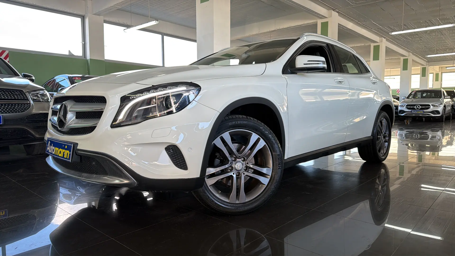 View 1 - Mercedes-Benz GLA 180 - 2016