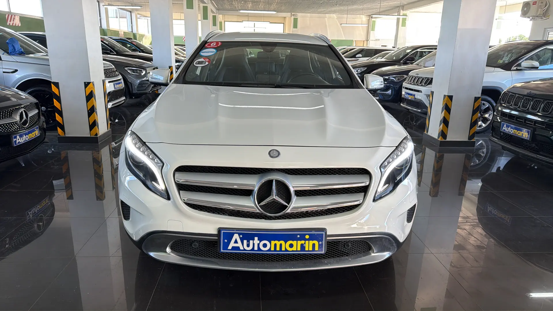 View 2 - Mercedes-Benz GLA 180 - 2016