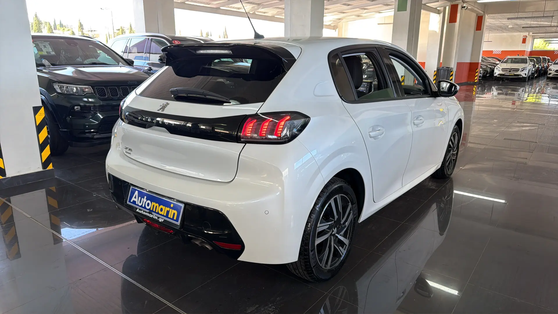 View 4 - Peugeot 208 - 2020