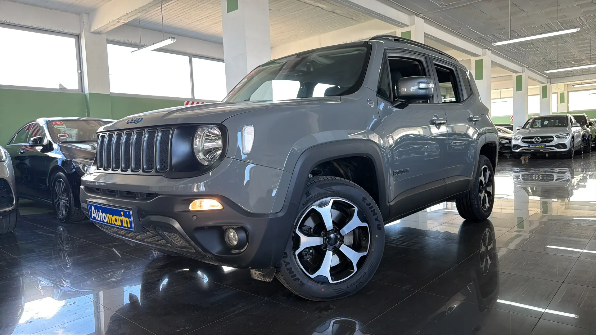 View 1 - Jeep Renegade - 2022