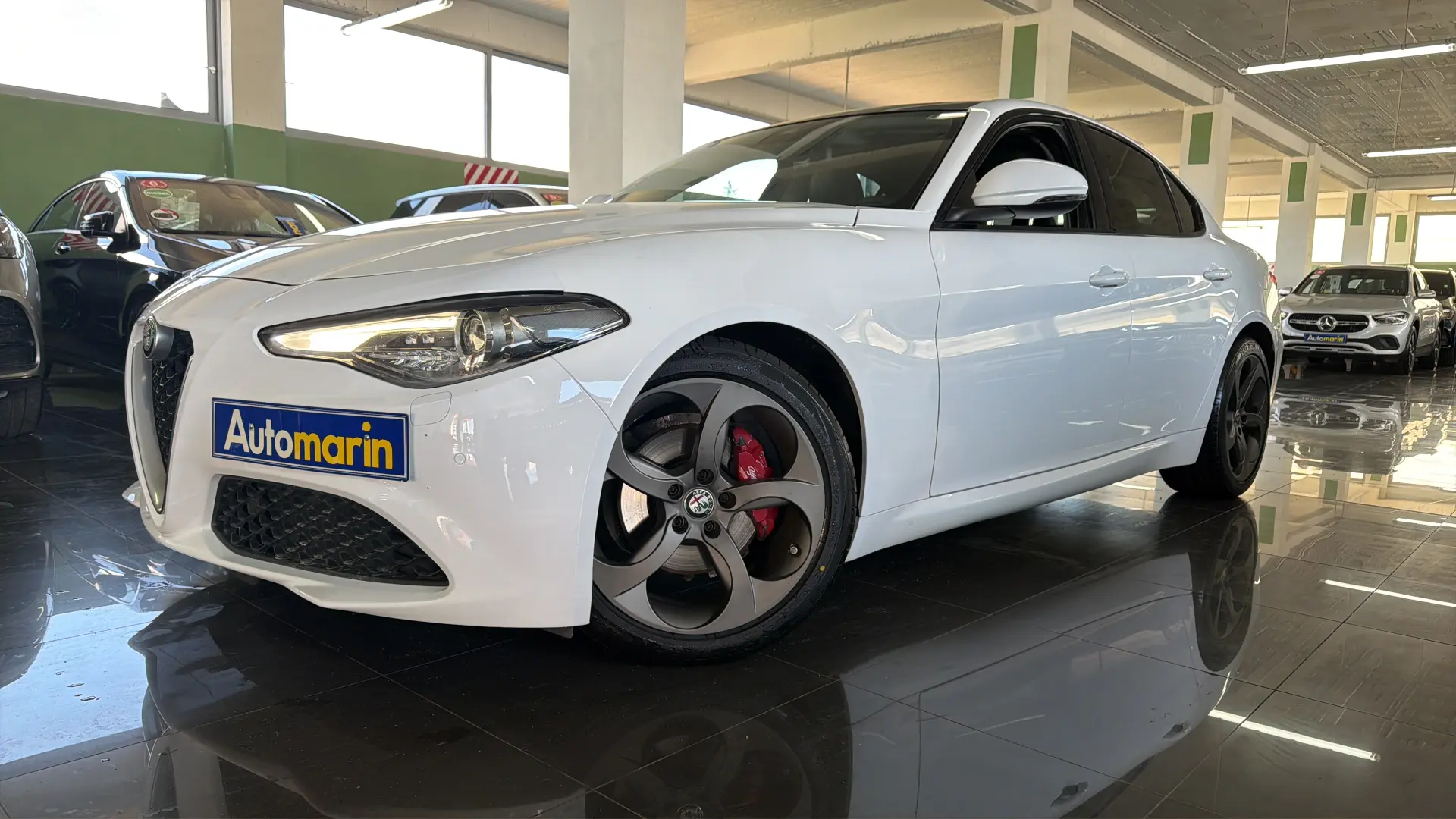 View 1 - Alfa Romeo Giulia - 2018