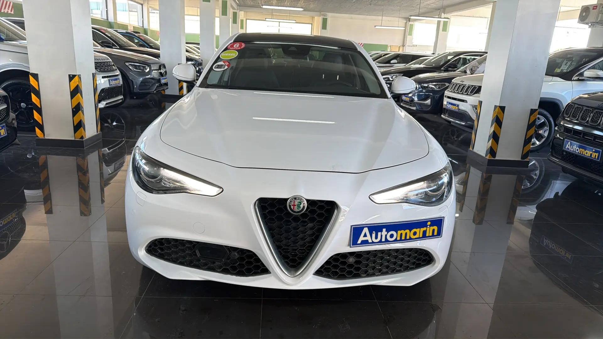 View 2 - Alfa Romeo Giulia - 2018