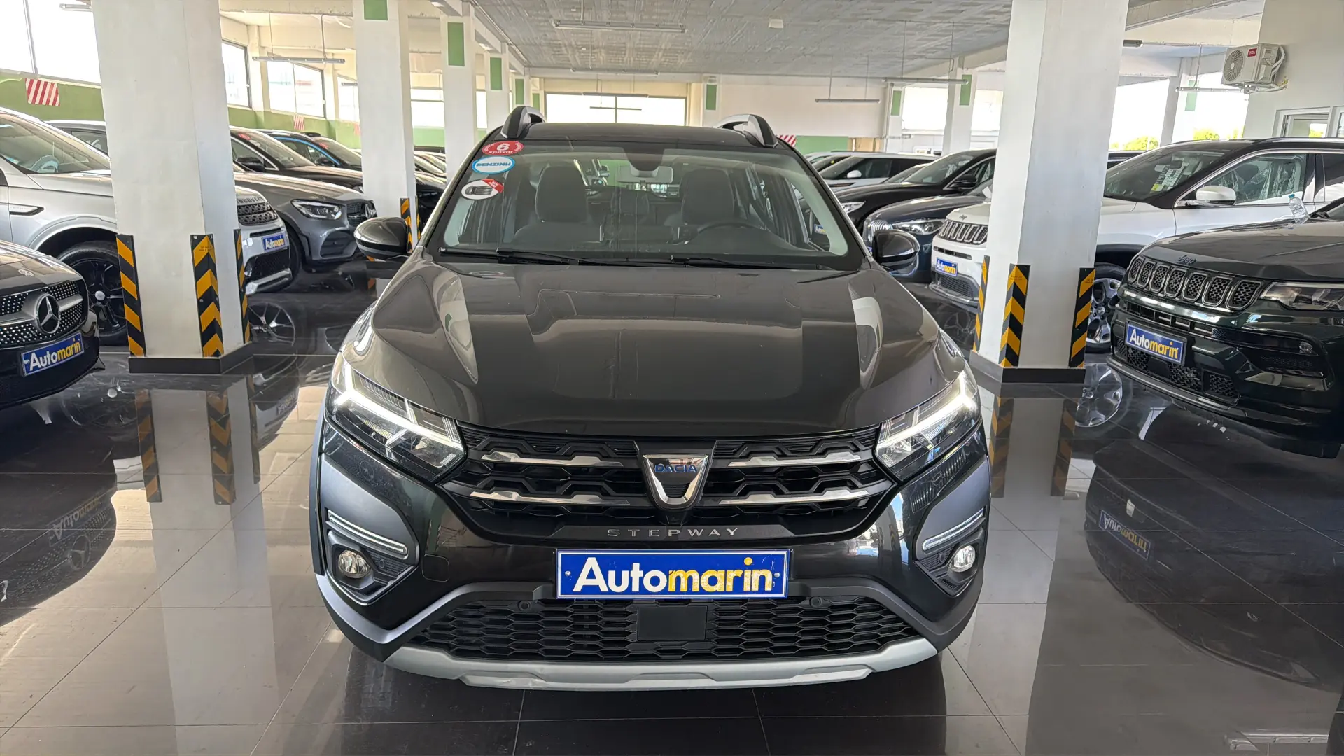 View 2 - Dacia Sandero - 2021