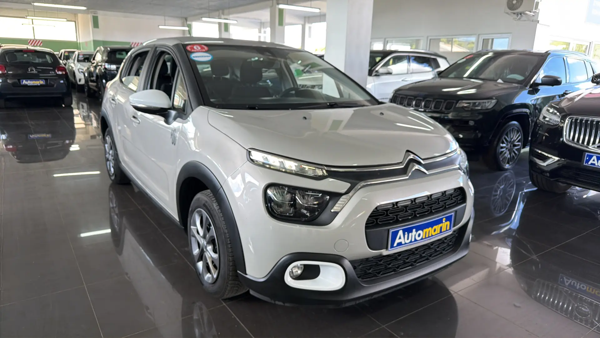 View 3 - Citroen C3 - 2023