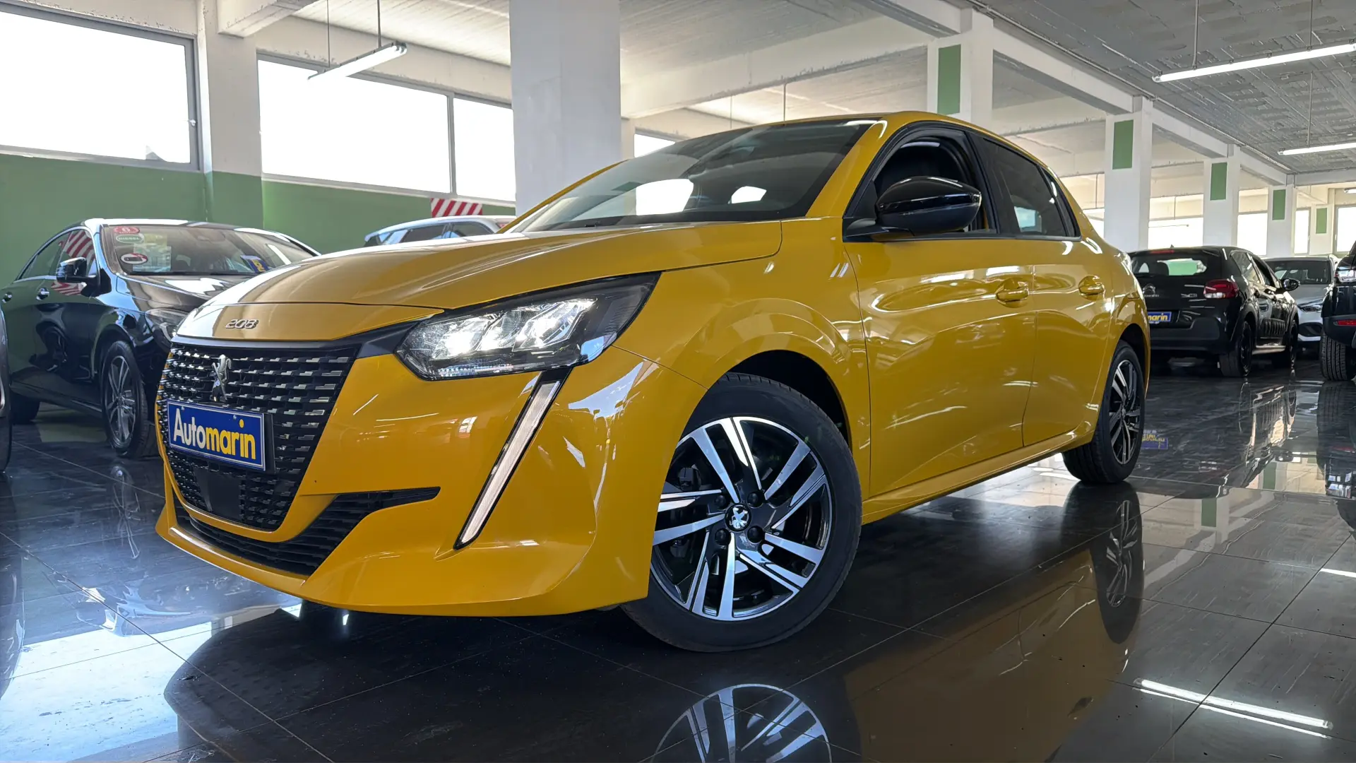 View 1 - Peugeot 208 - 2022
