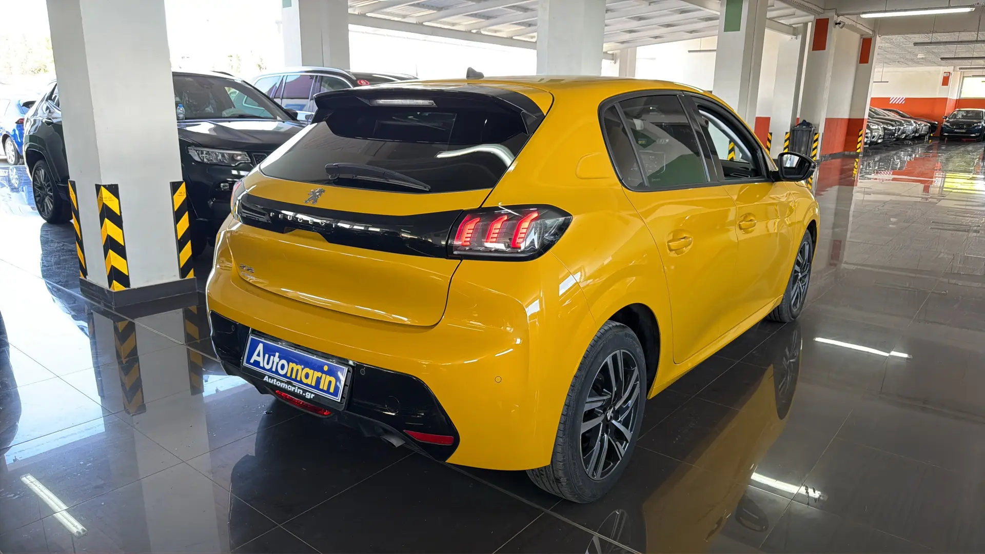 View 4 - Peugeot 208 - 2022