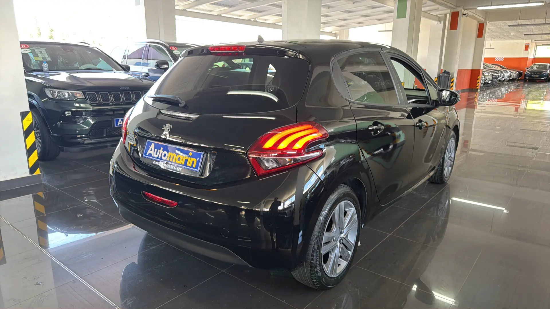 View 4 - Peugeot 208 - 2018
