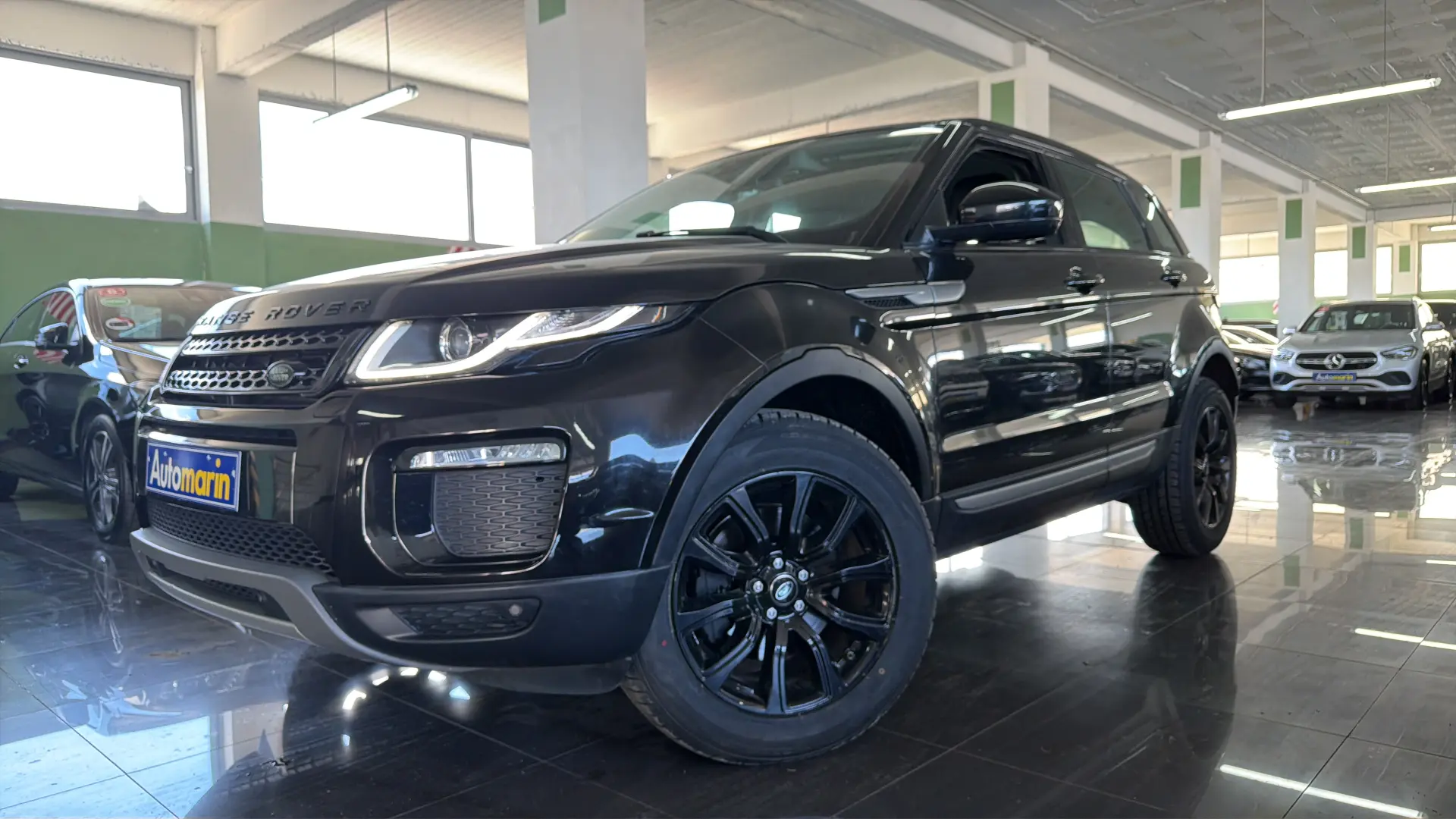 View 1 - Land Rover Range Rover Evoque - 2019