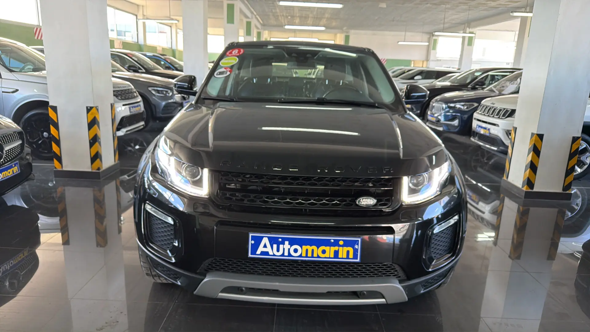 View 2 - Land Rover Range Rover Evoque - 2019